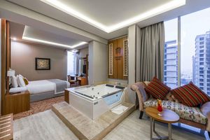 Alojamiento - Crowne Rose AlSahafa Hotel