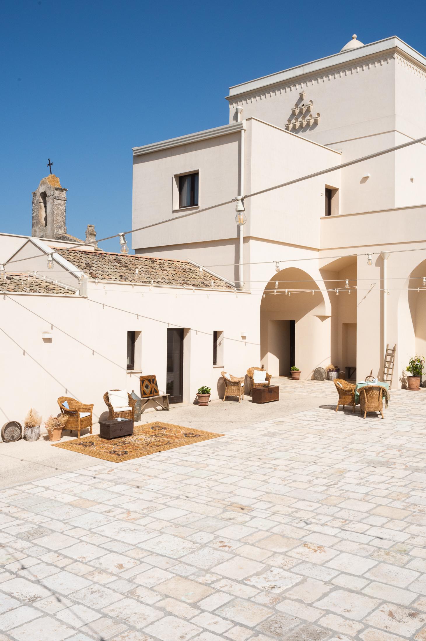 Vista Lobby Masseria Fontana di Vite