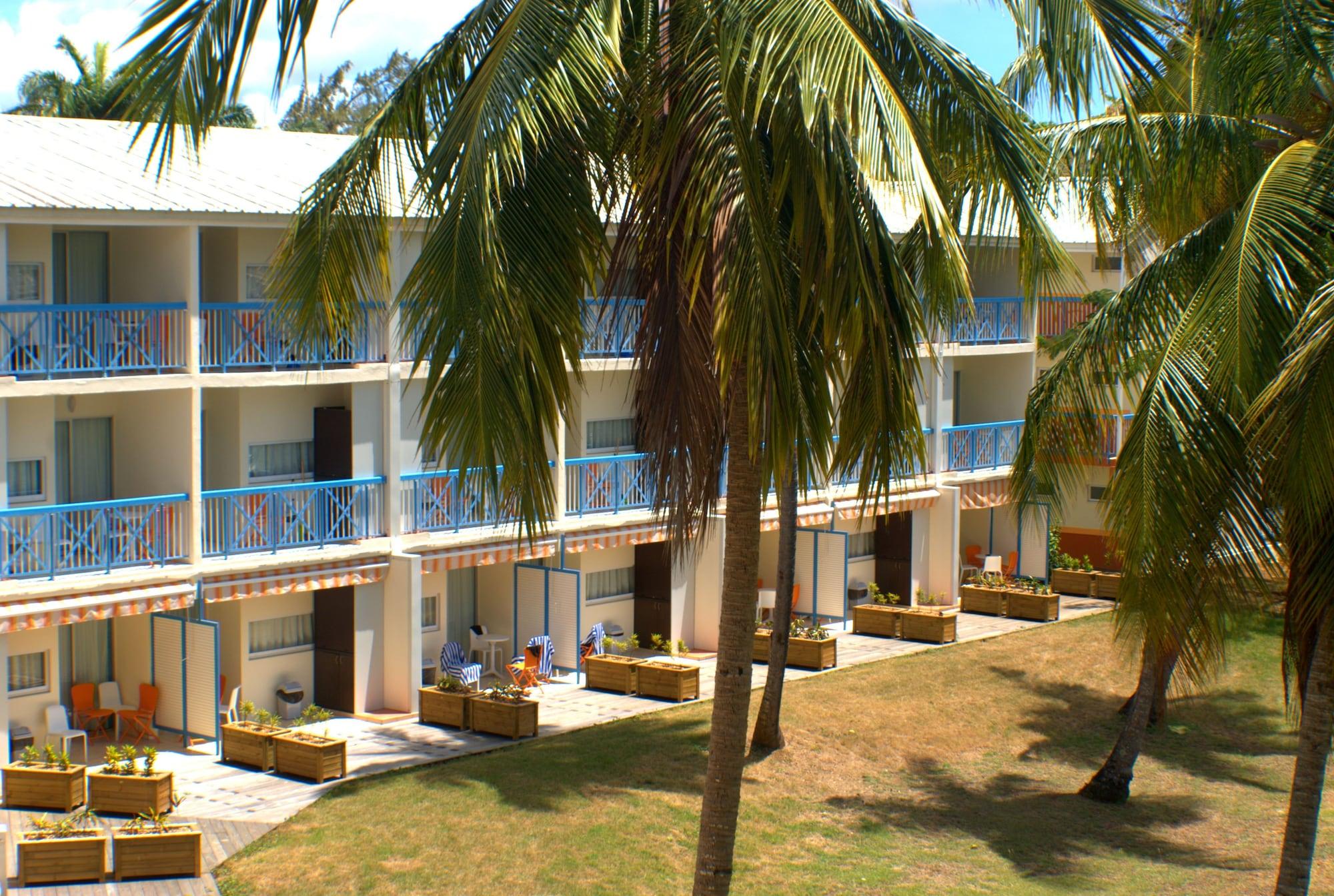 Vista Exterior Carayou Hôtel & Spa