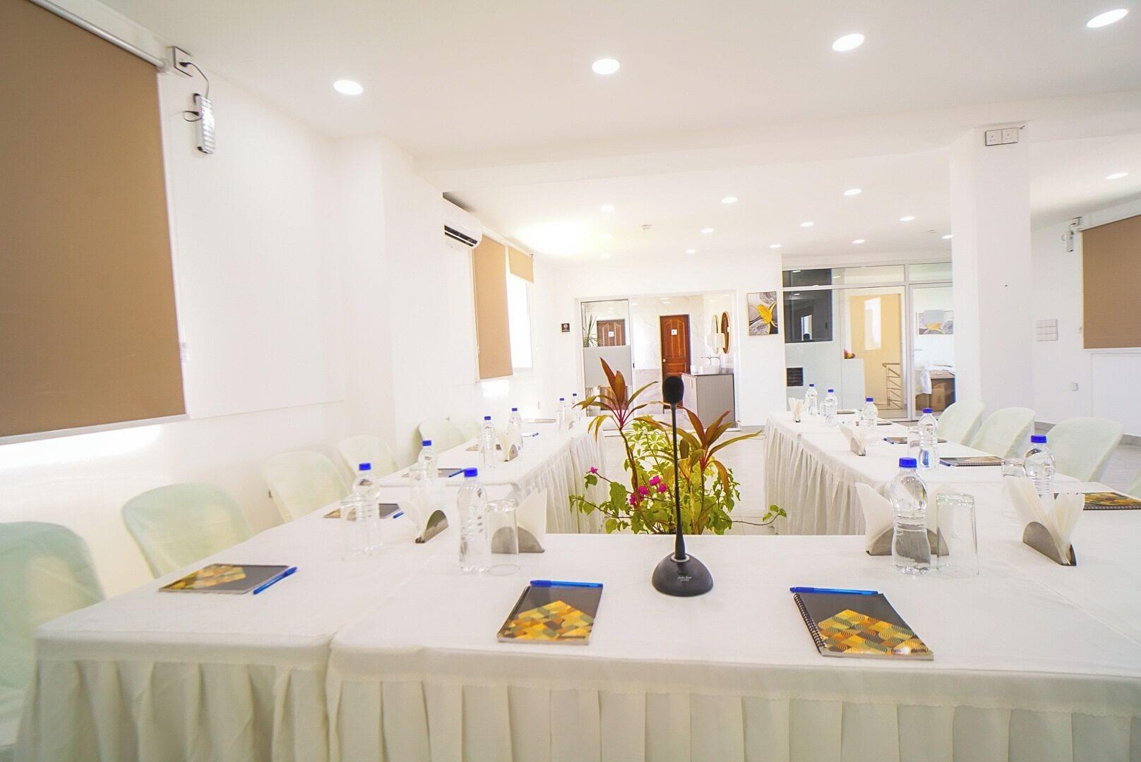 Sala de Reuniones Hotel Flora