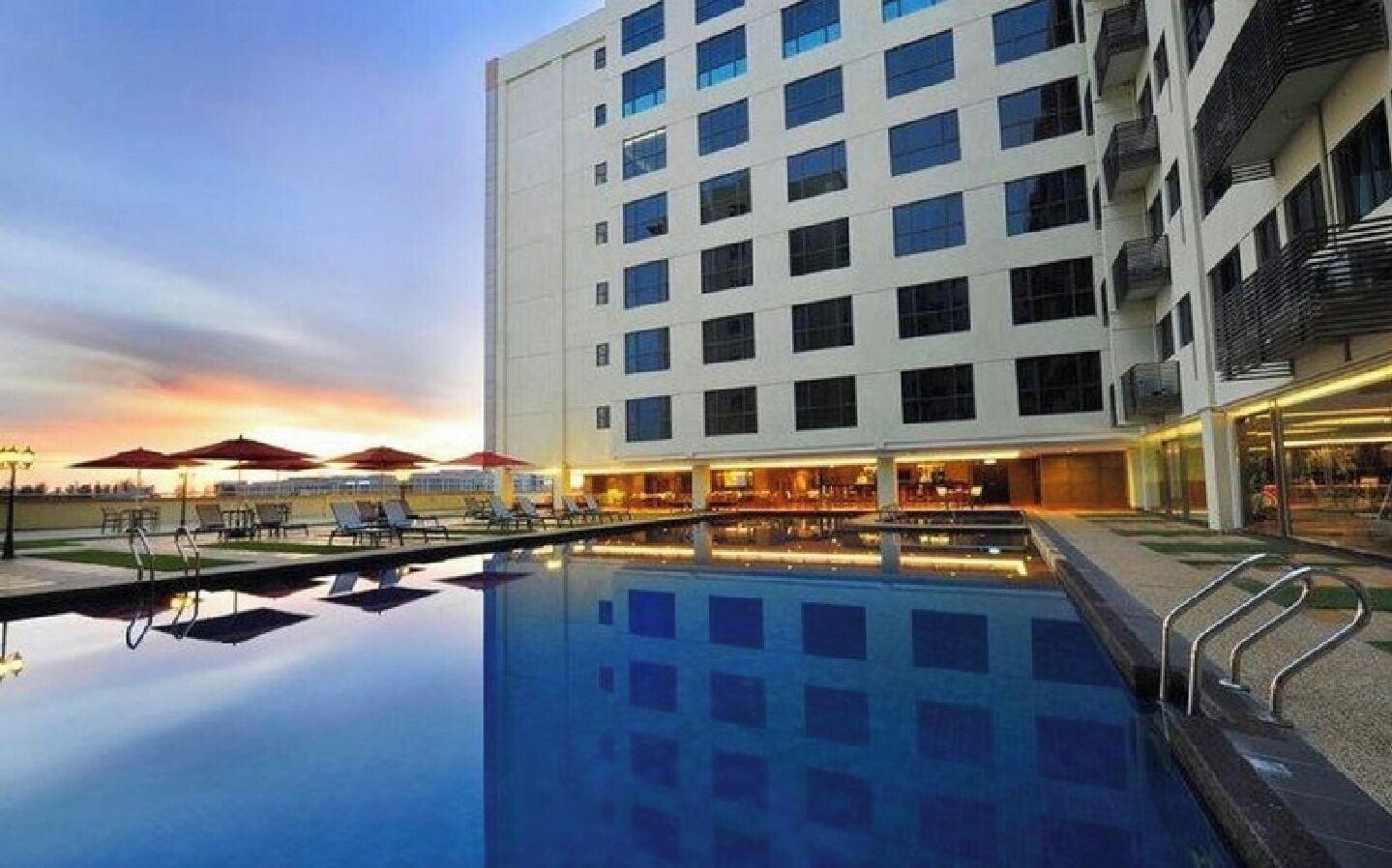 Varios MoonLight Residence
