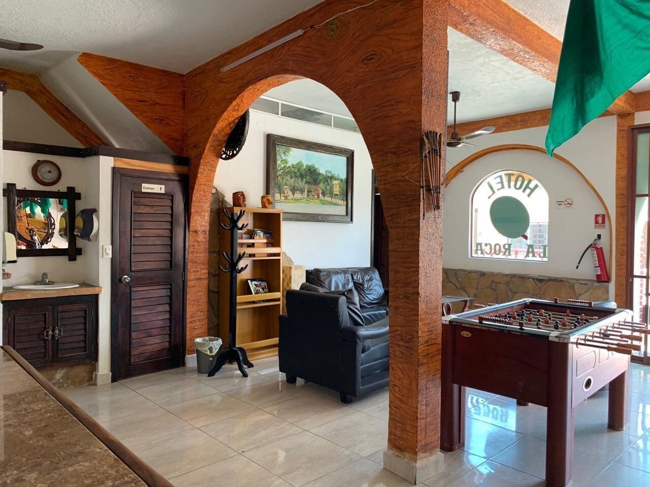 Vista Lobby Hotel La Roca