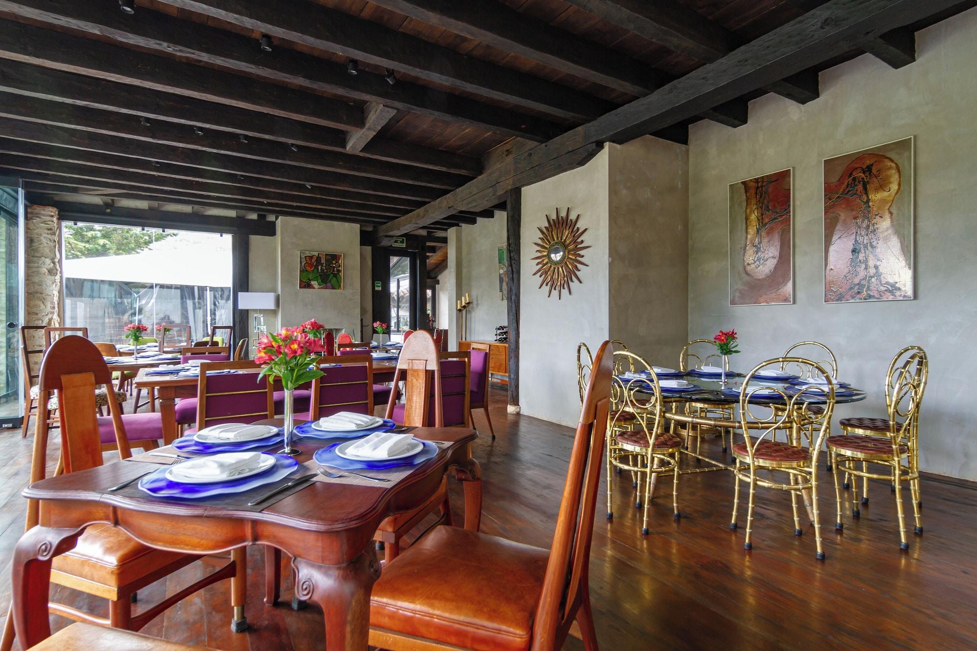 Restaurant Uvence Arte + Hotel