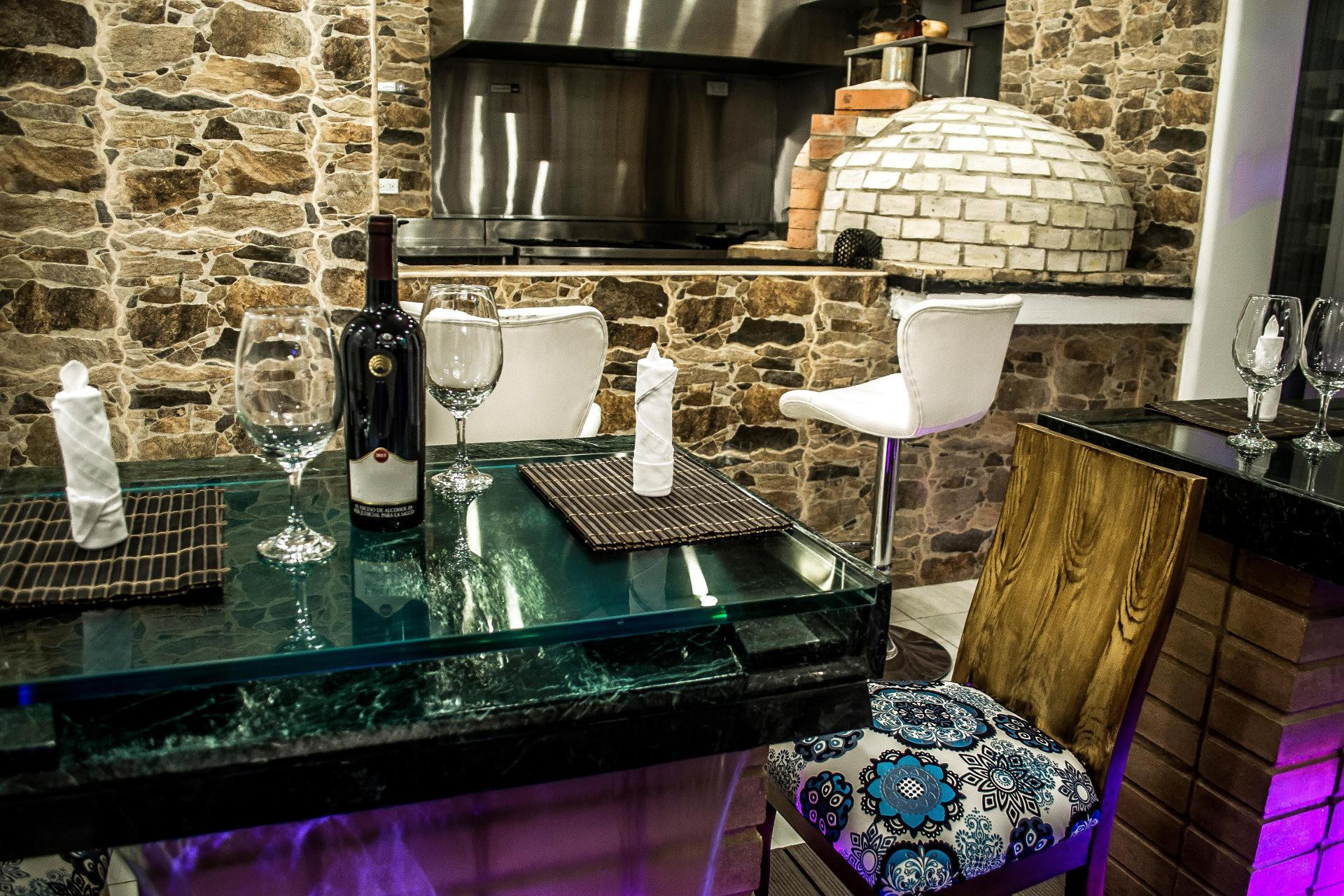 Bar/Salón Hotel Von Astorian