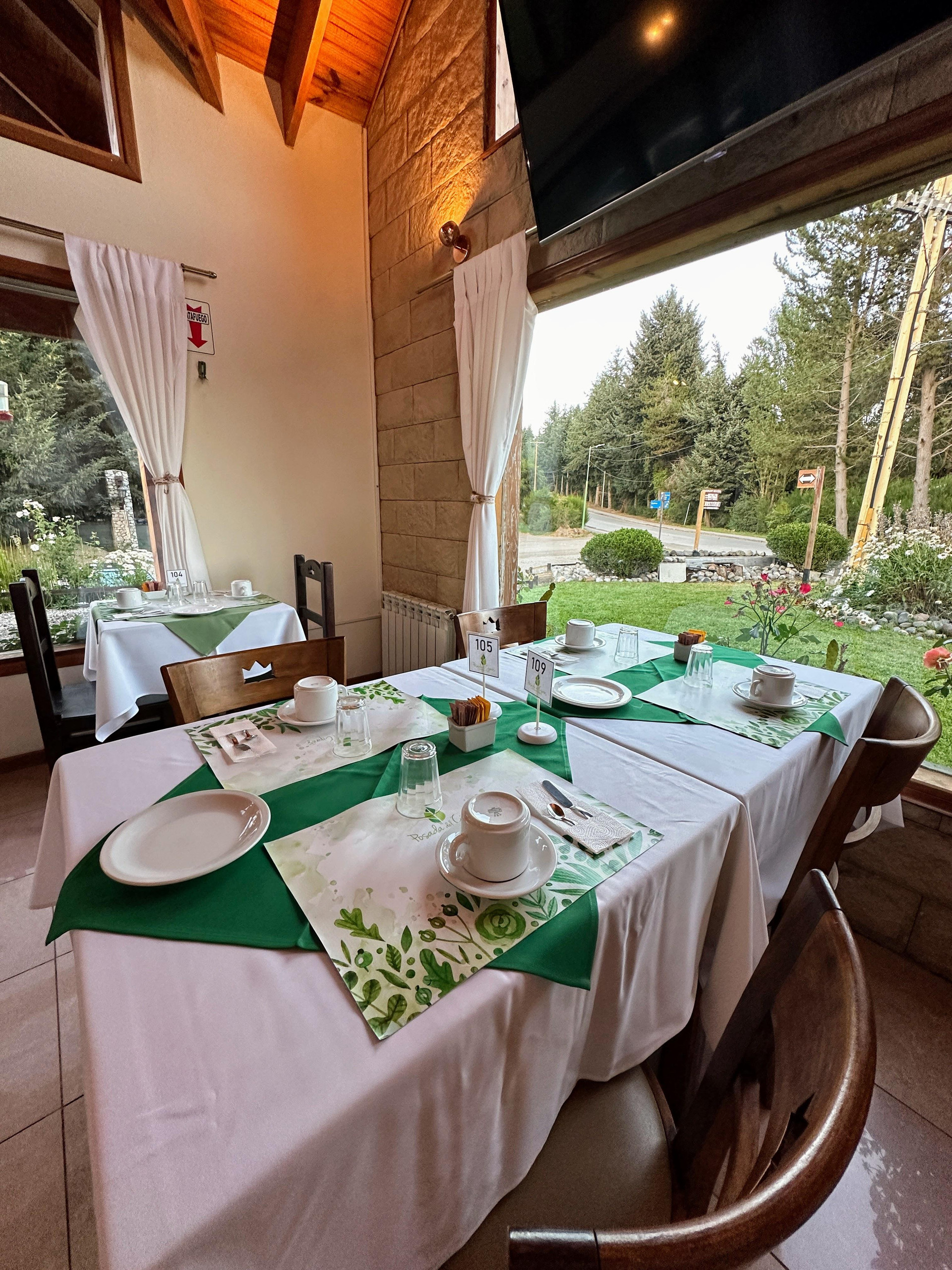 Bar/Salón POSADA DEL CIPRES