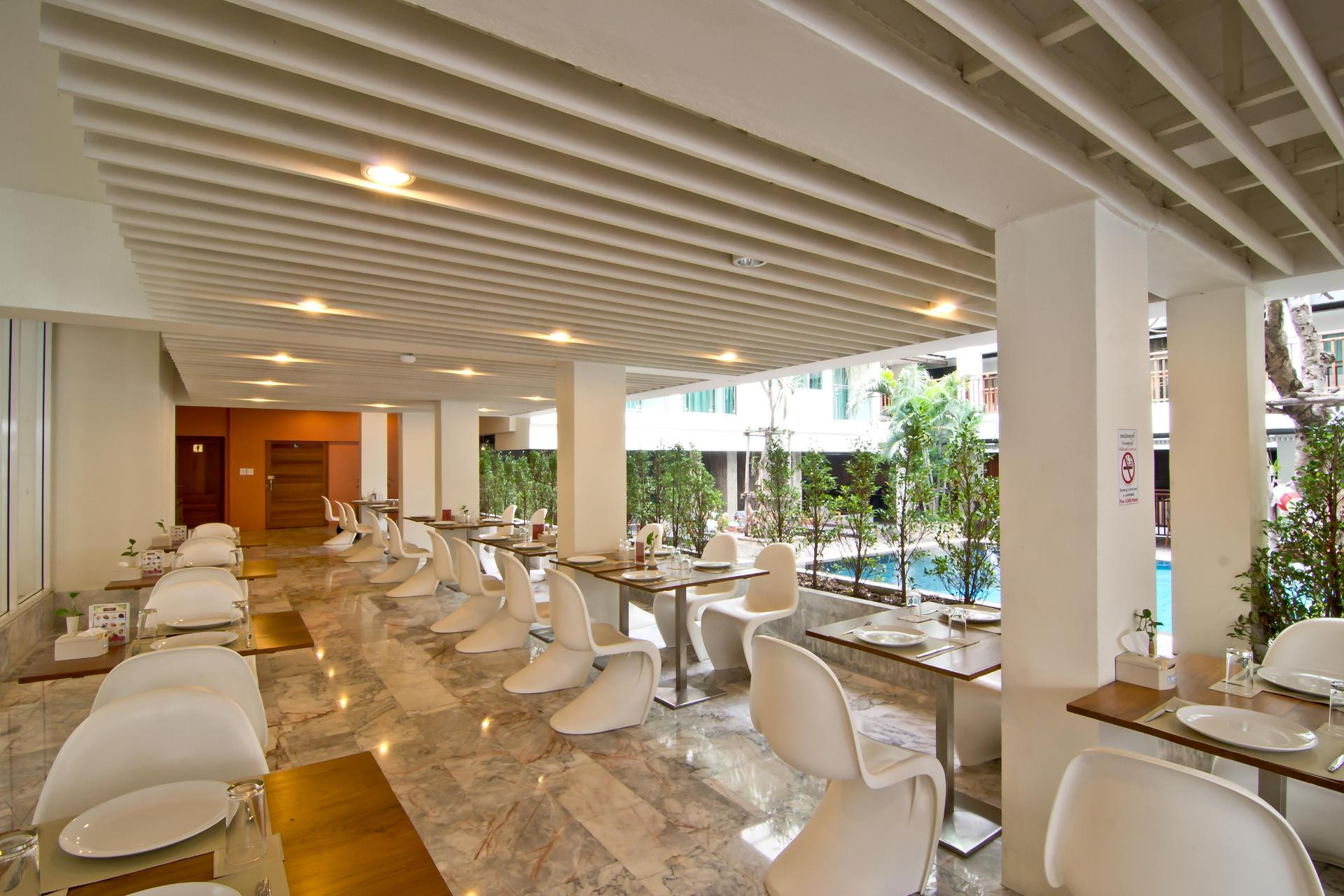 Restaurant Sunshine Hotel And Residences
