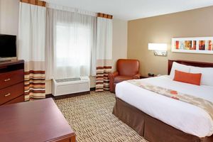 Alojamiento - MainStay Suites Detroit Farmington Hills