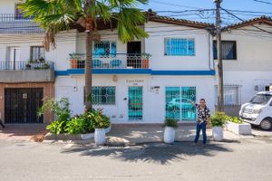 Alojamiento - Lucca Hostel Medellín