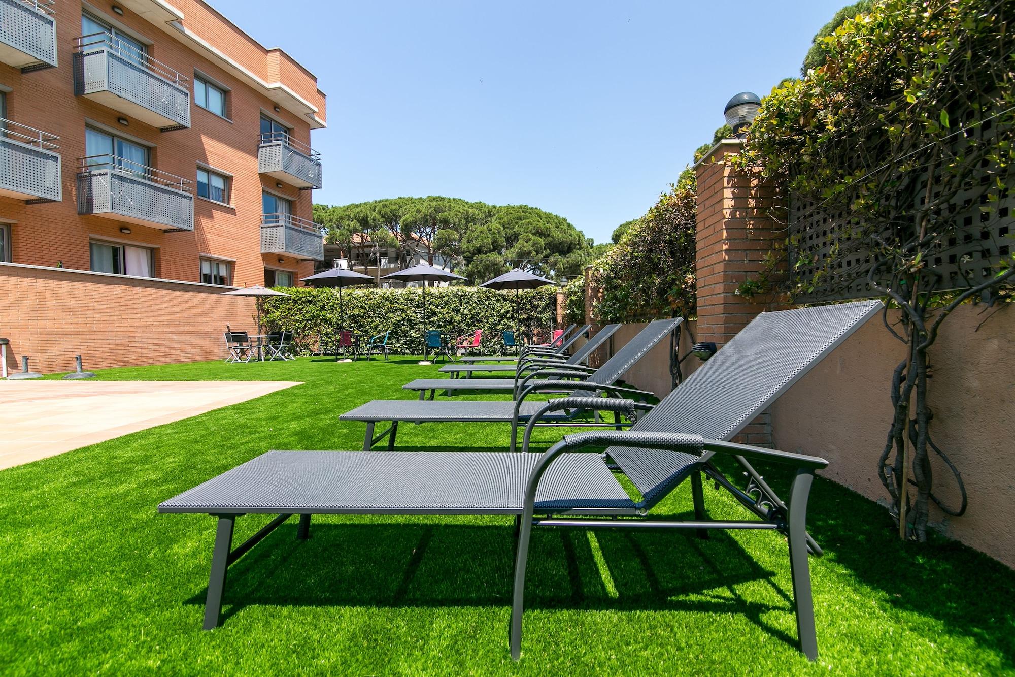 Vista Exterior Aparthotel Bardon