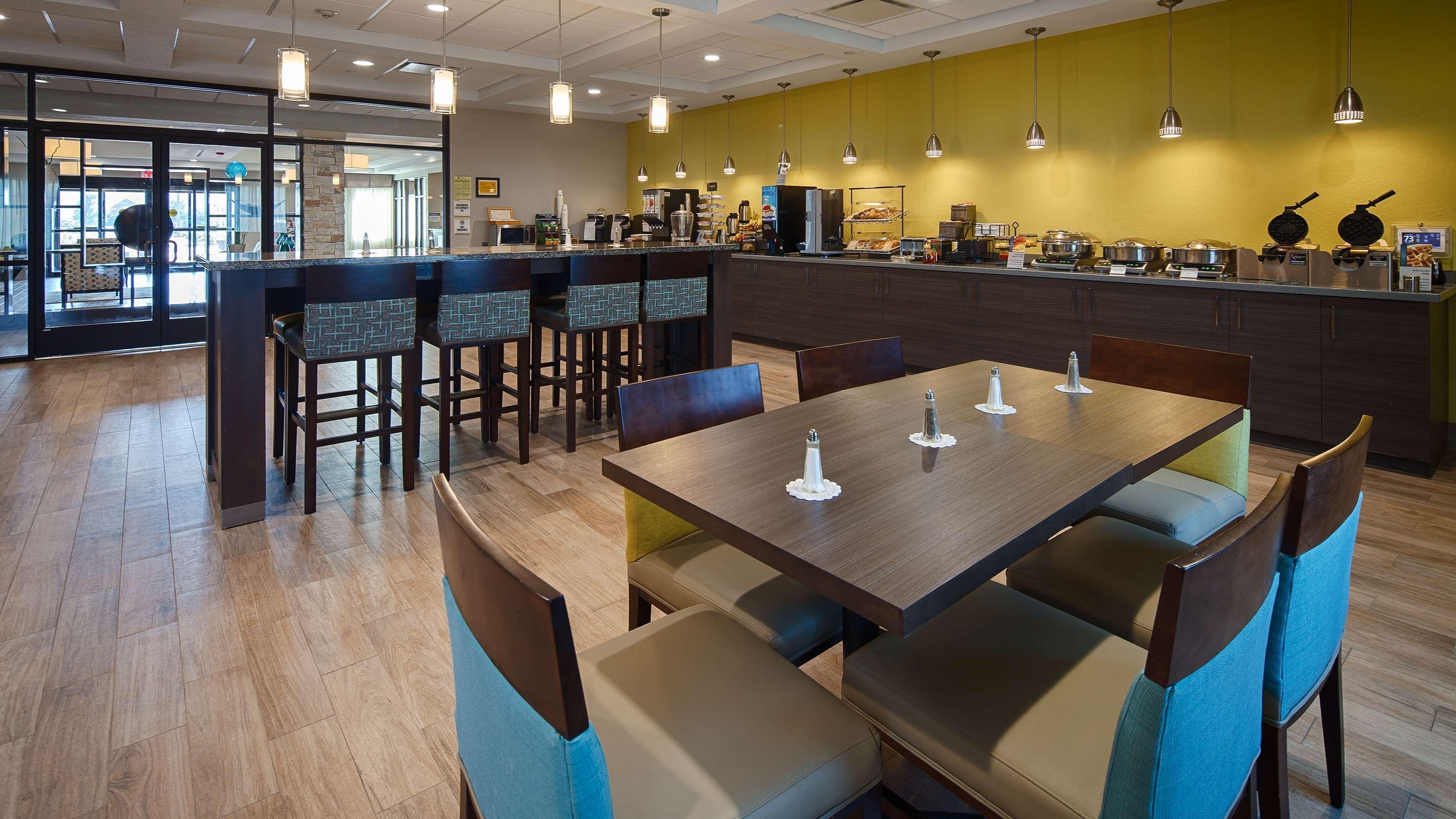Restaurant Best Western Plus College Station Inn & Suites