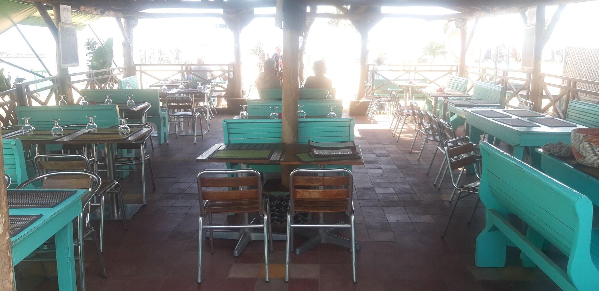 Vista Exterior Maison Augustin Ly