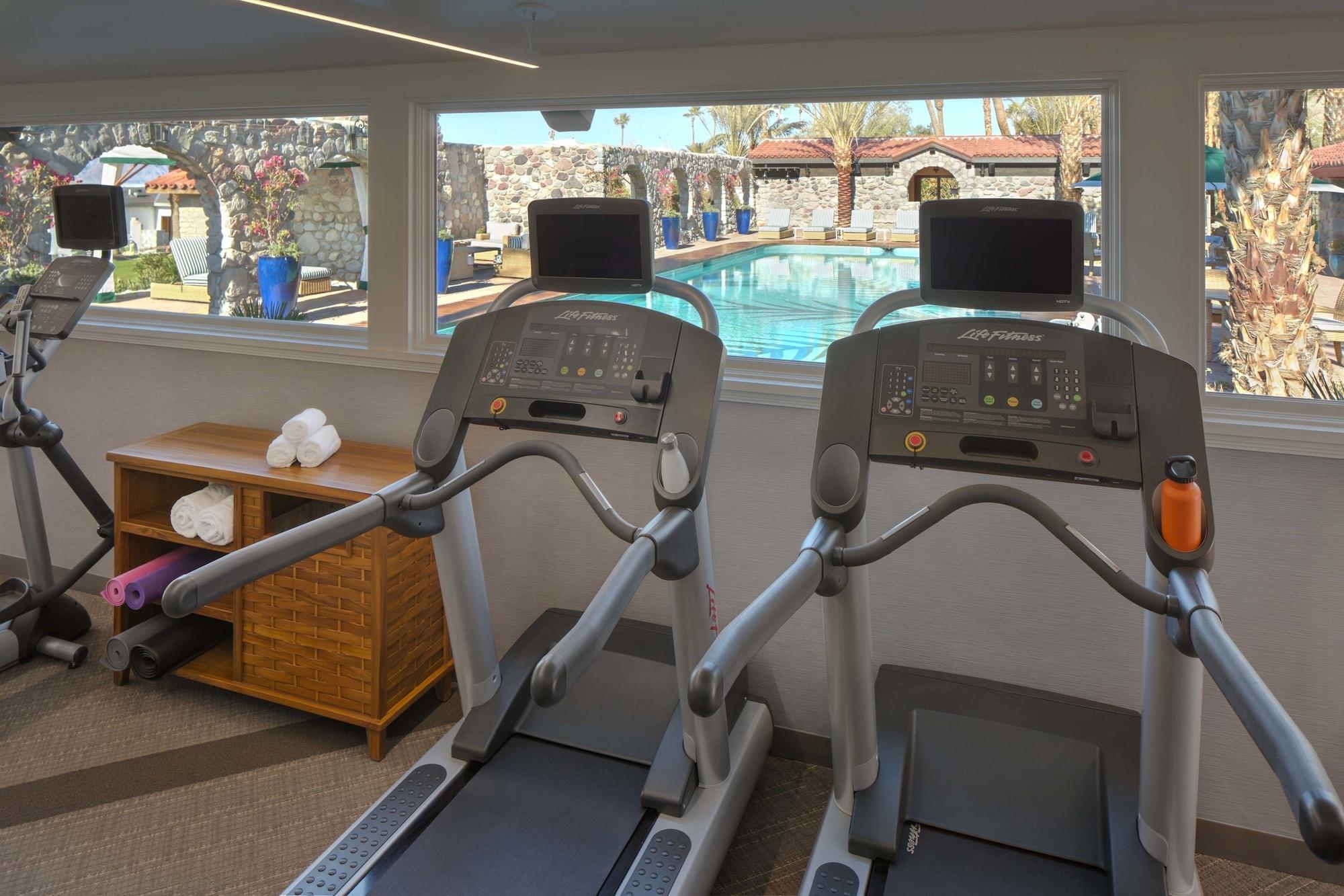 Gimnasio The Inn at Death Valley – Inside the Park