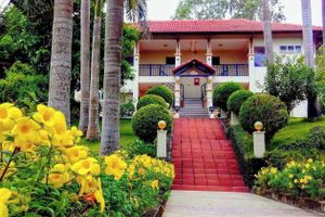 Alojamiento - Khach San Hoang Mai