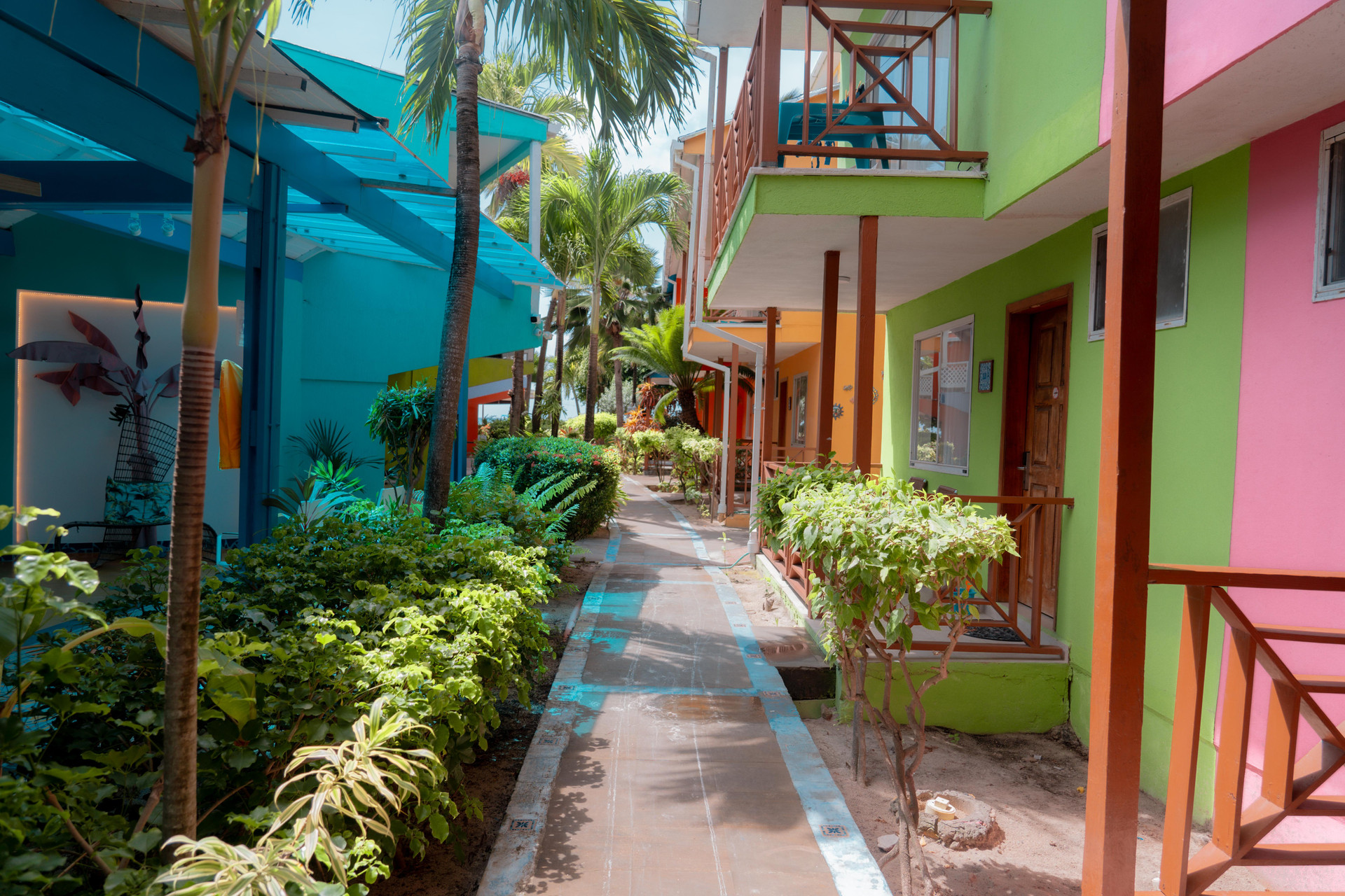 Vista Exterior Cocoplum Beach Hotel