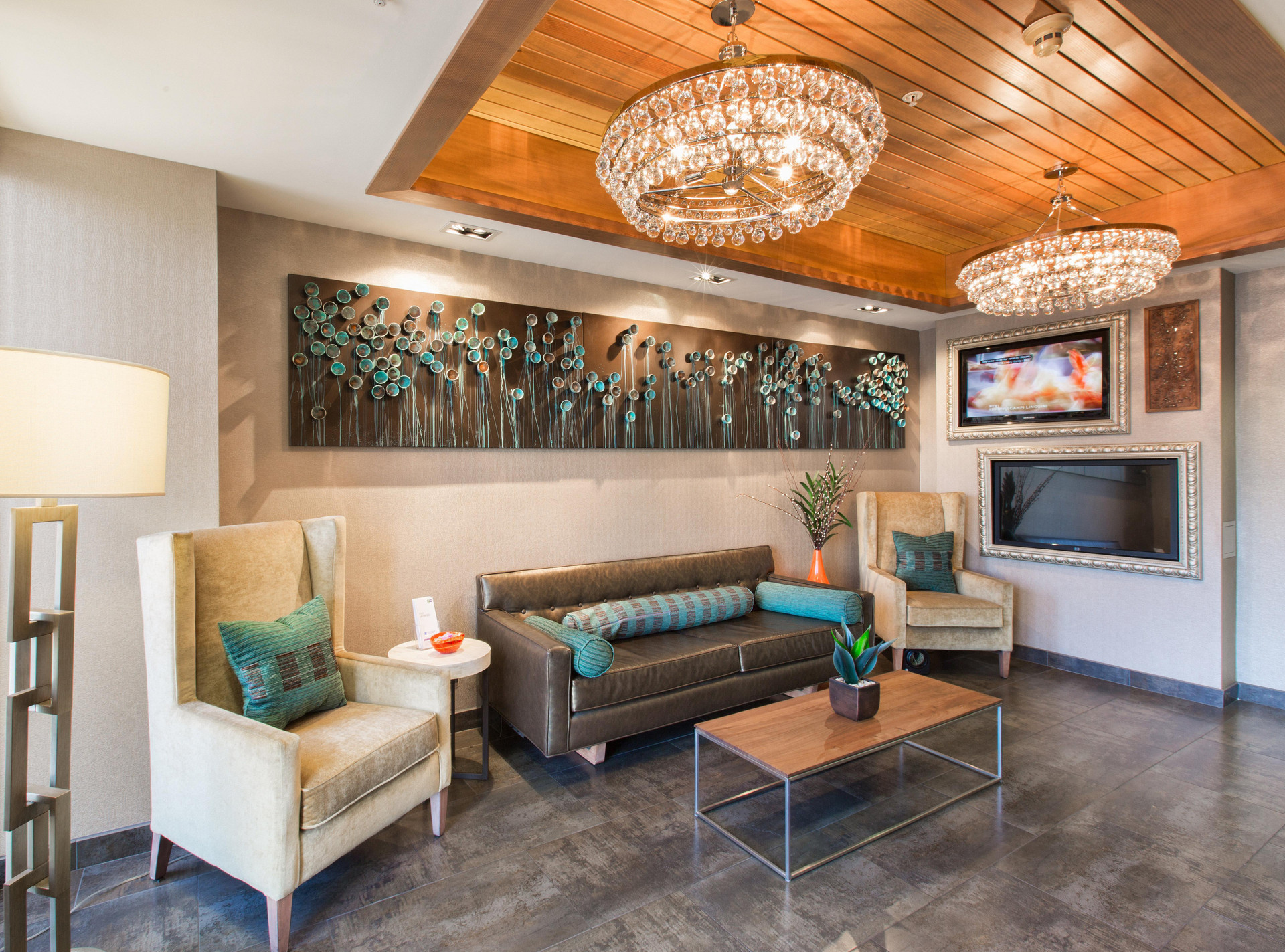 Vista Lobby Holiday Inn Express Redwood City-Central by IHG