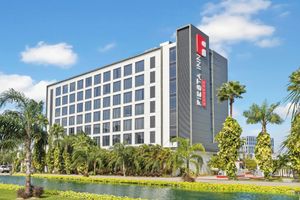 Alojamiento - Fiesta Inn Express Cancún Cumbres