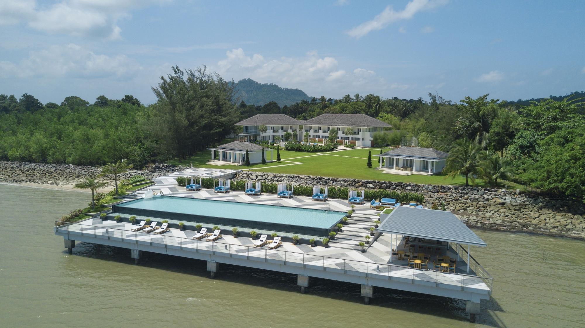 Vista Exterior Cove 55