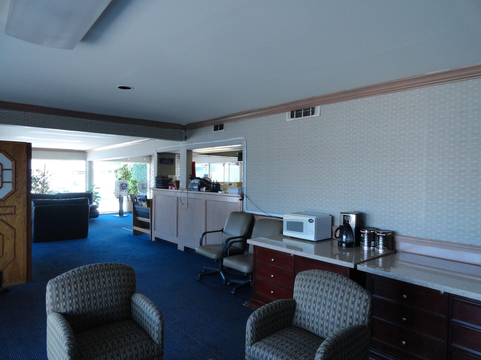 Bar/Salón Travel Inn