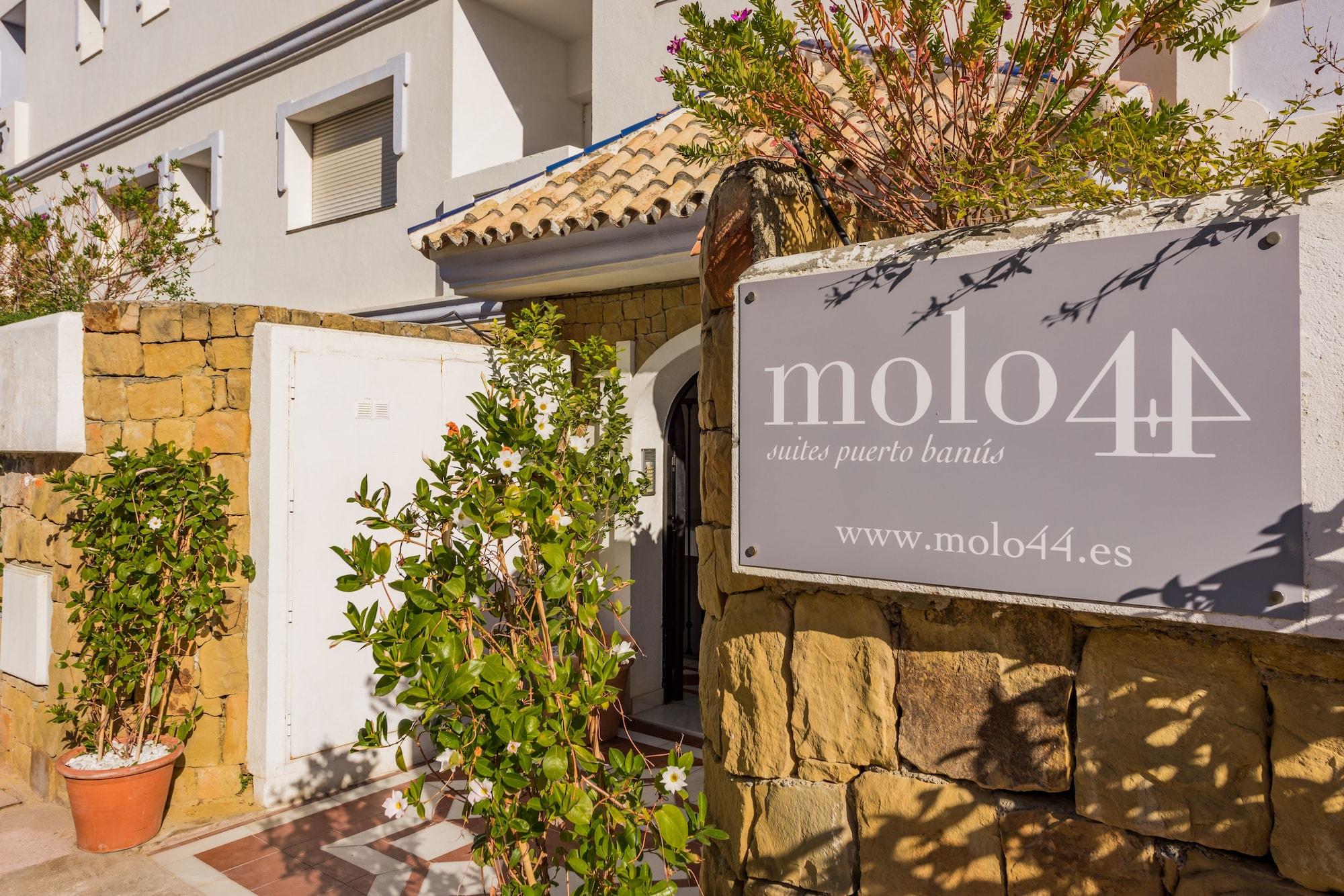 Vista Exterior Molo Luxury Suites Puerto Banus