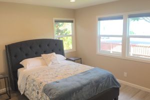 Alquiler Vacacional - Renovated bungalow, Private backyard, near beach/restaurants, AC, Bikes