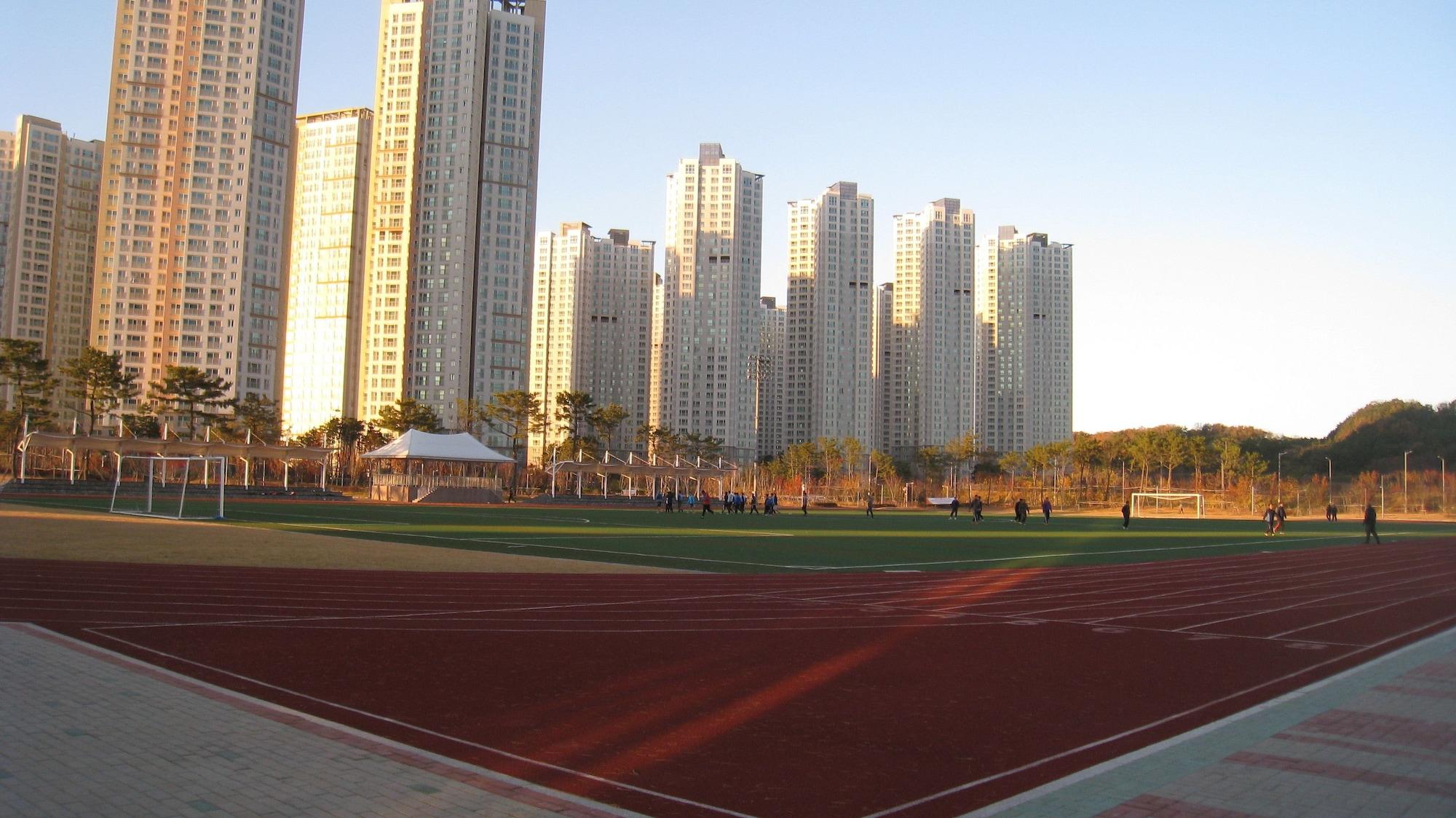 Gimnasio Good Time Guest House Incheon Airport - Hostel
