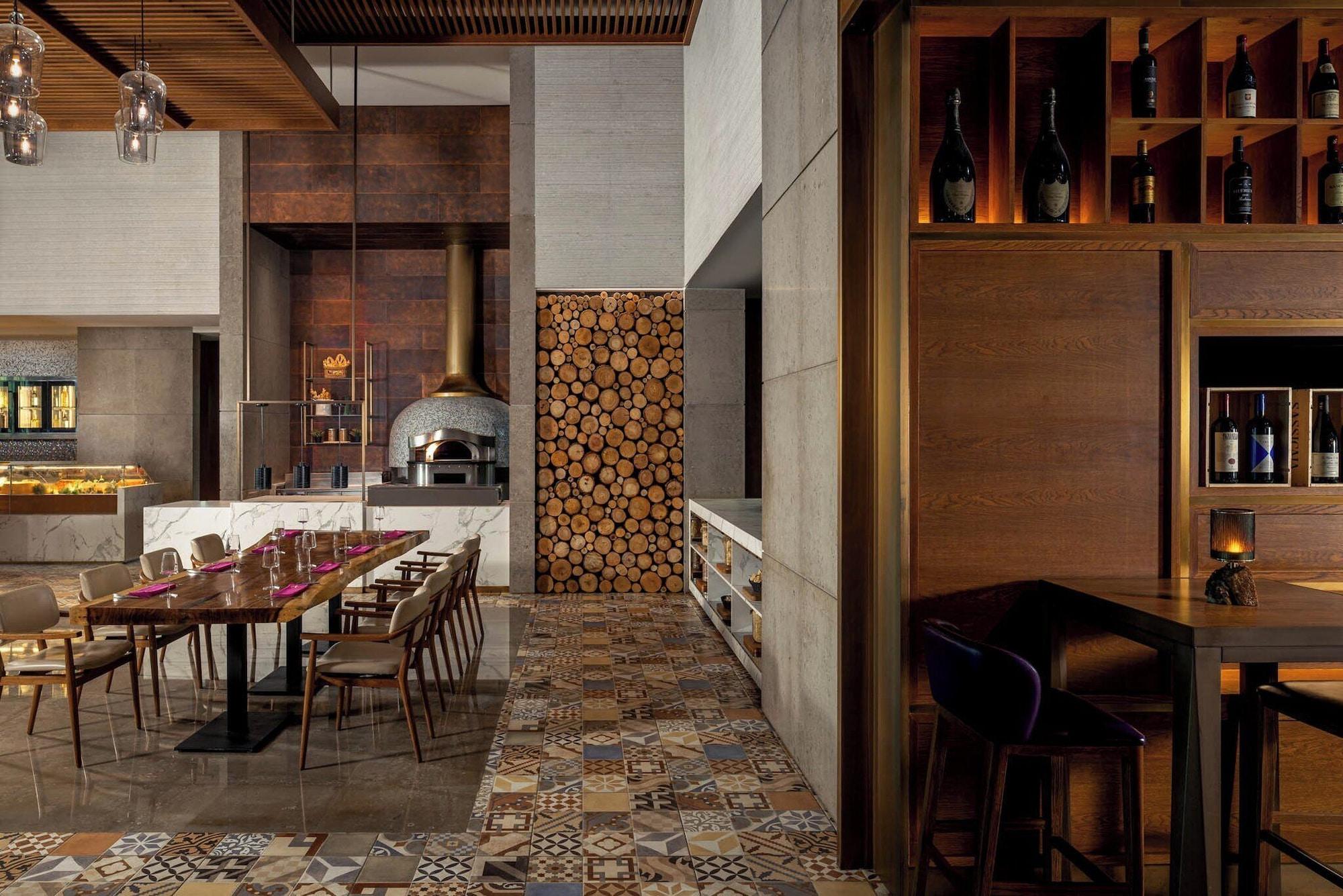 Restaurant Saadiyat Rotana Resort and Villas