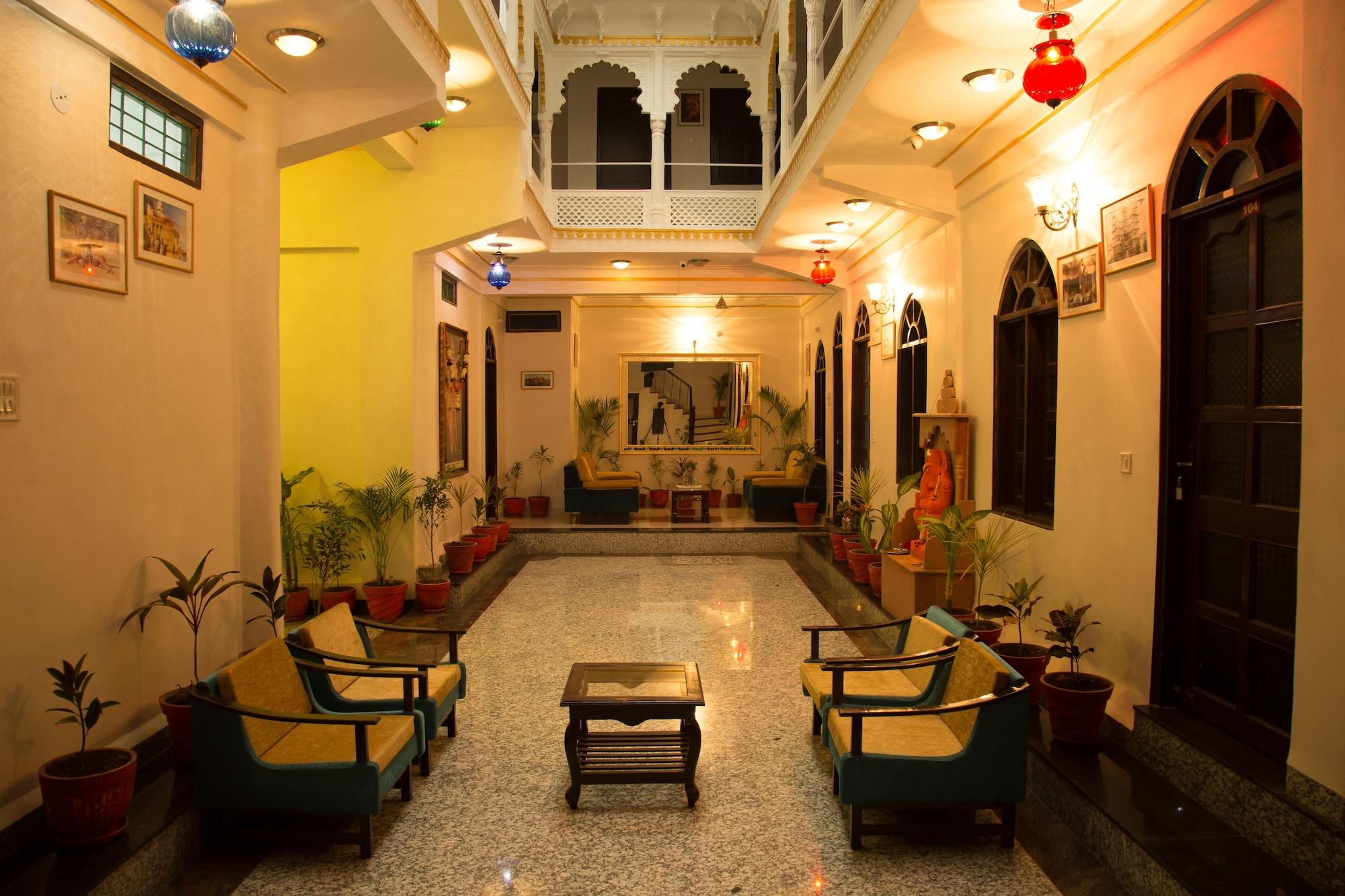 Vista Lobby Hotel Nahargarh Palace