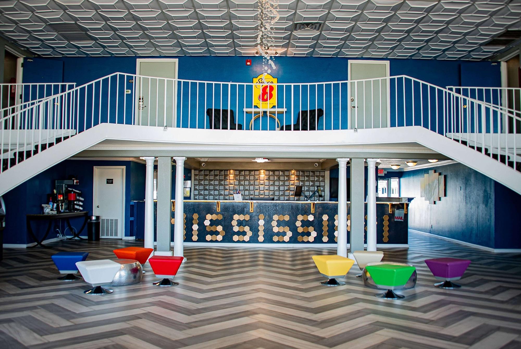 Vista Lobby Super 8 by Wyndham Biloxi
