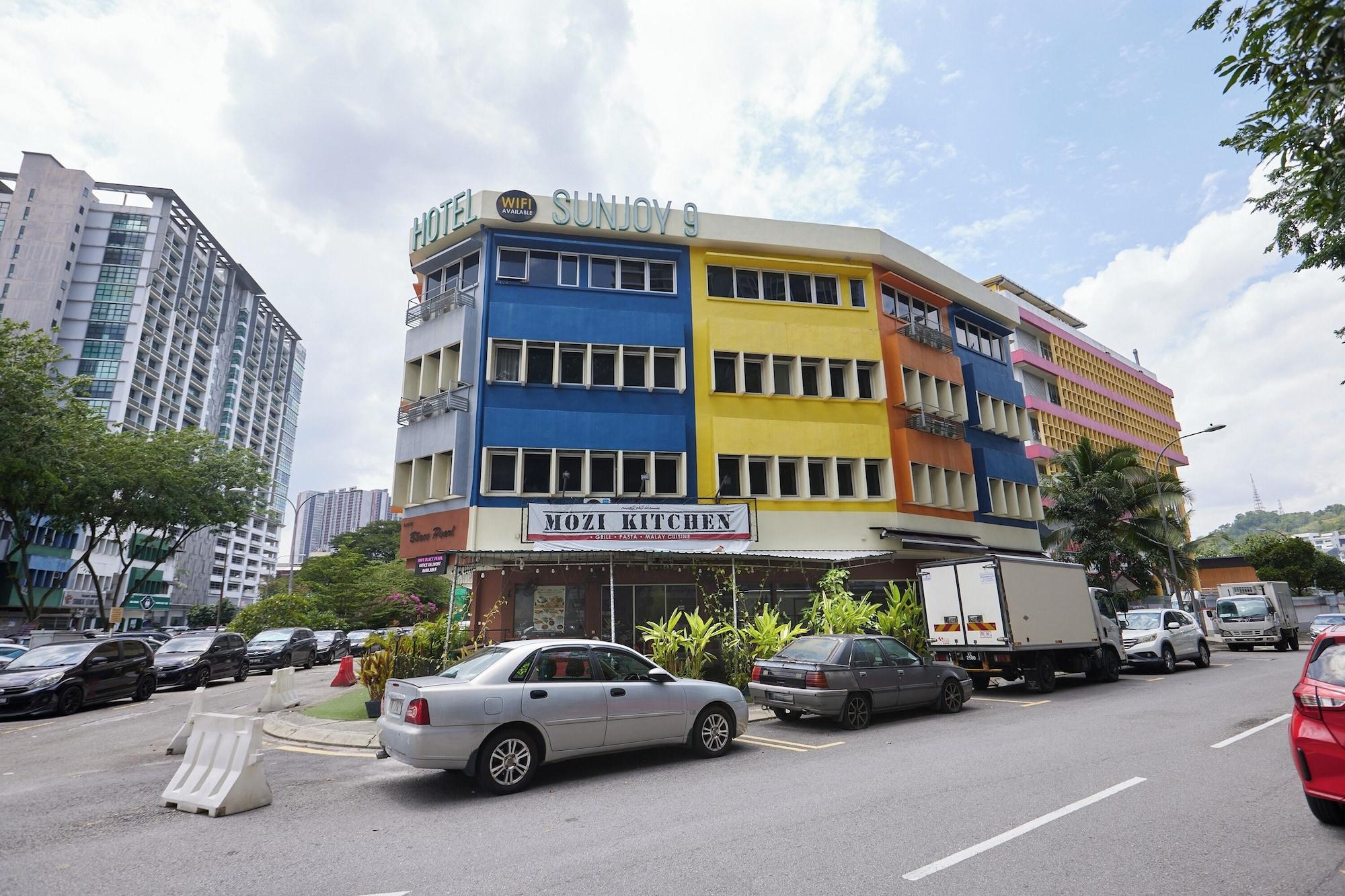 Varios Hotel Sunjoy9 OKR Near Midvalley 10 Mins Only