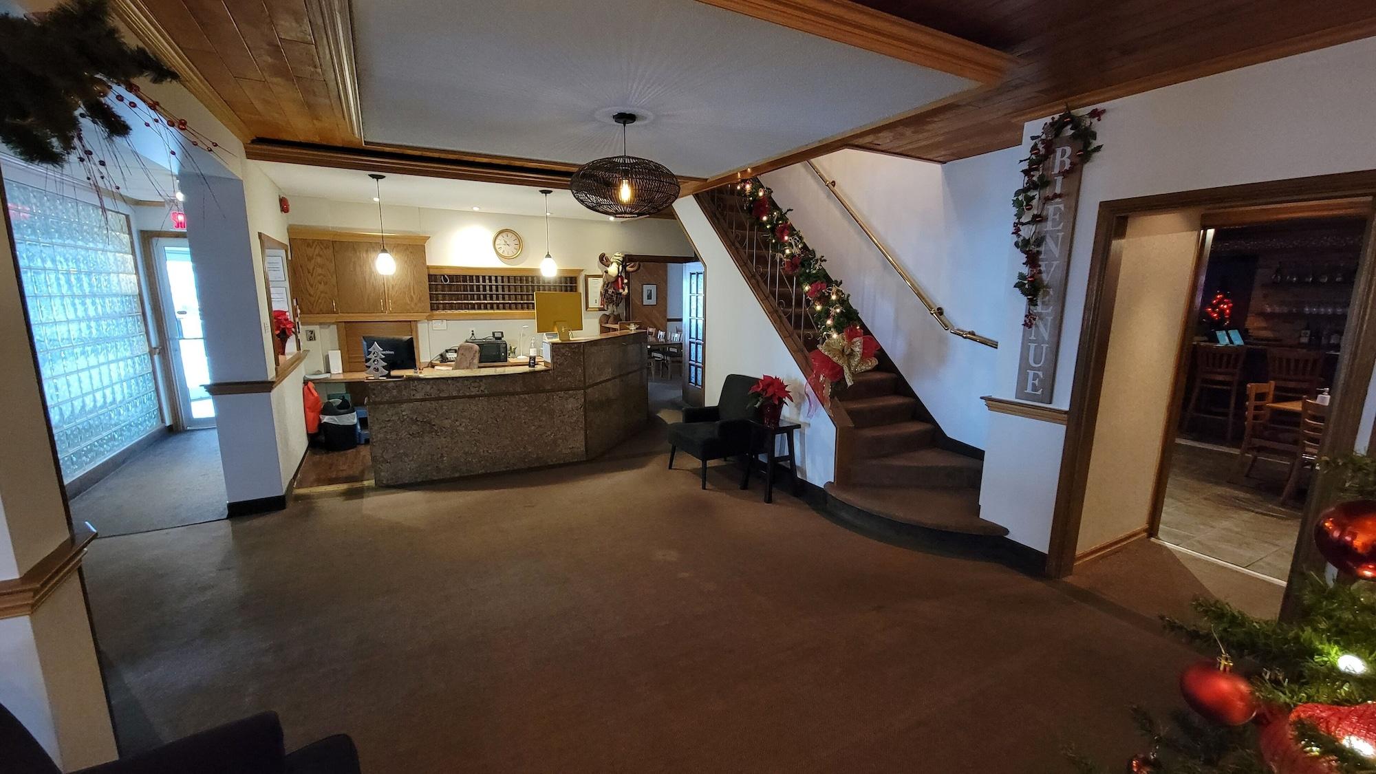 Vista Lobby Auberge Le Parasol