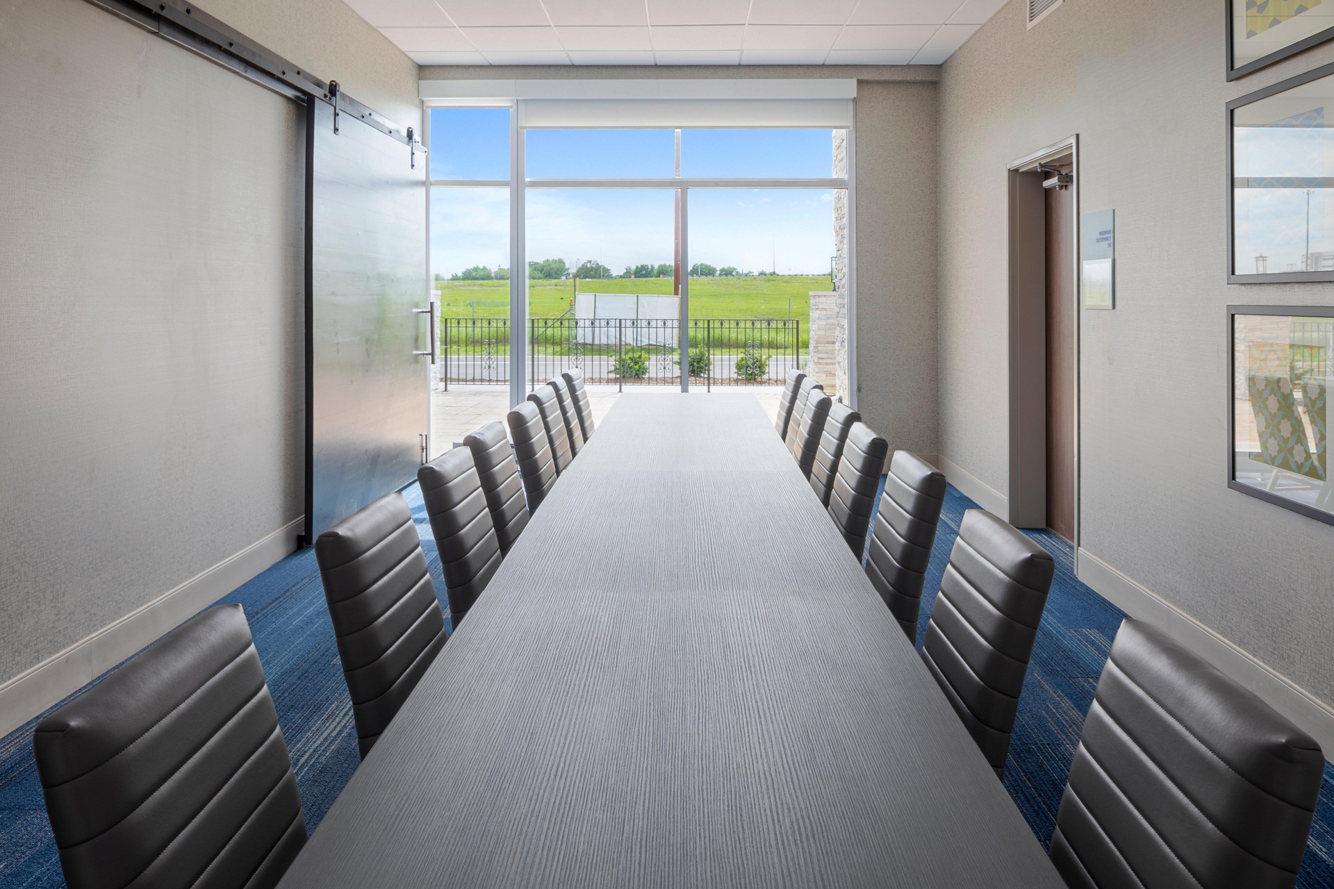 Centro de Negocios Holiday Inn Exp & Sts Bourbonnais East - Bradley