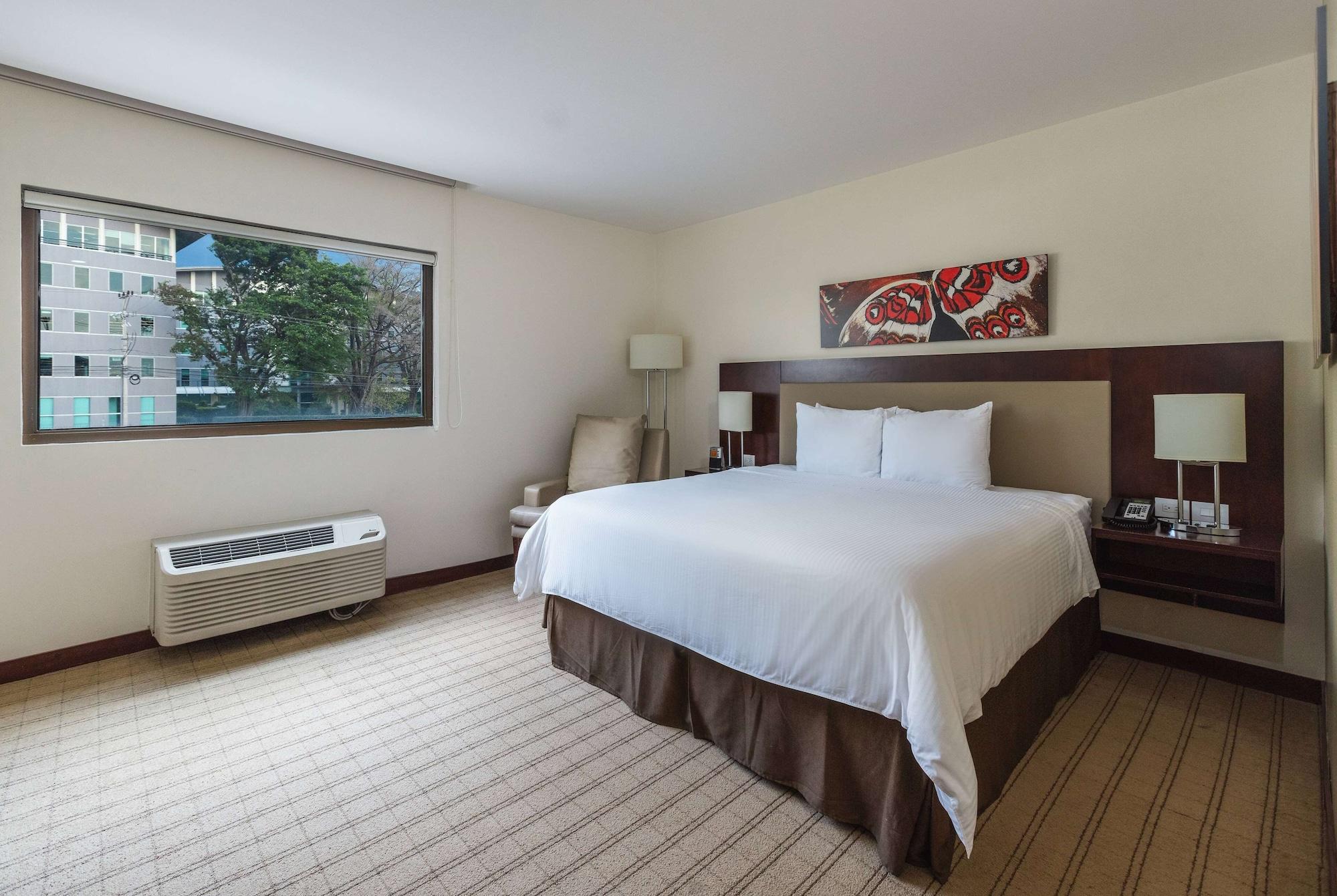 Habitación Wyndham Garden San Jose Escazu