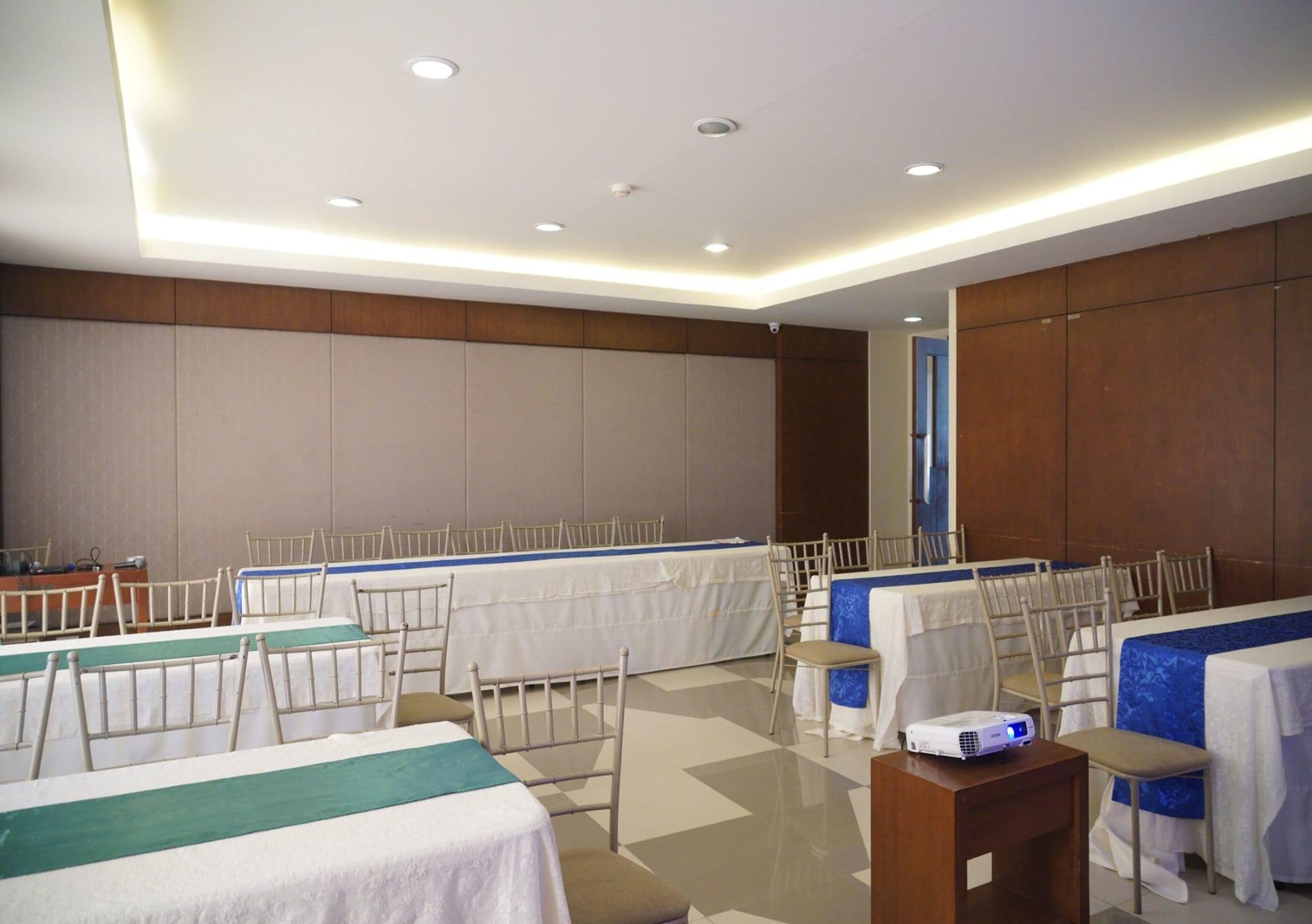 Sala de Reuniones Mansion Garden Hotel