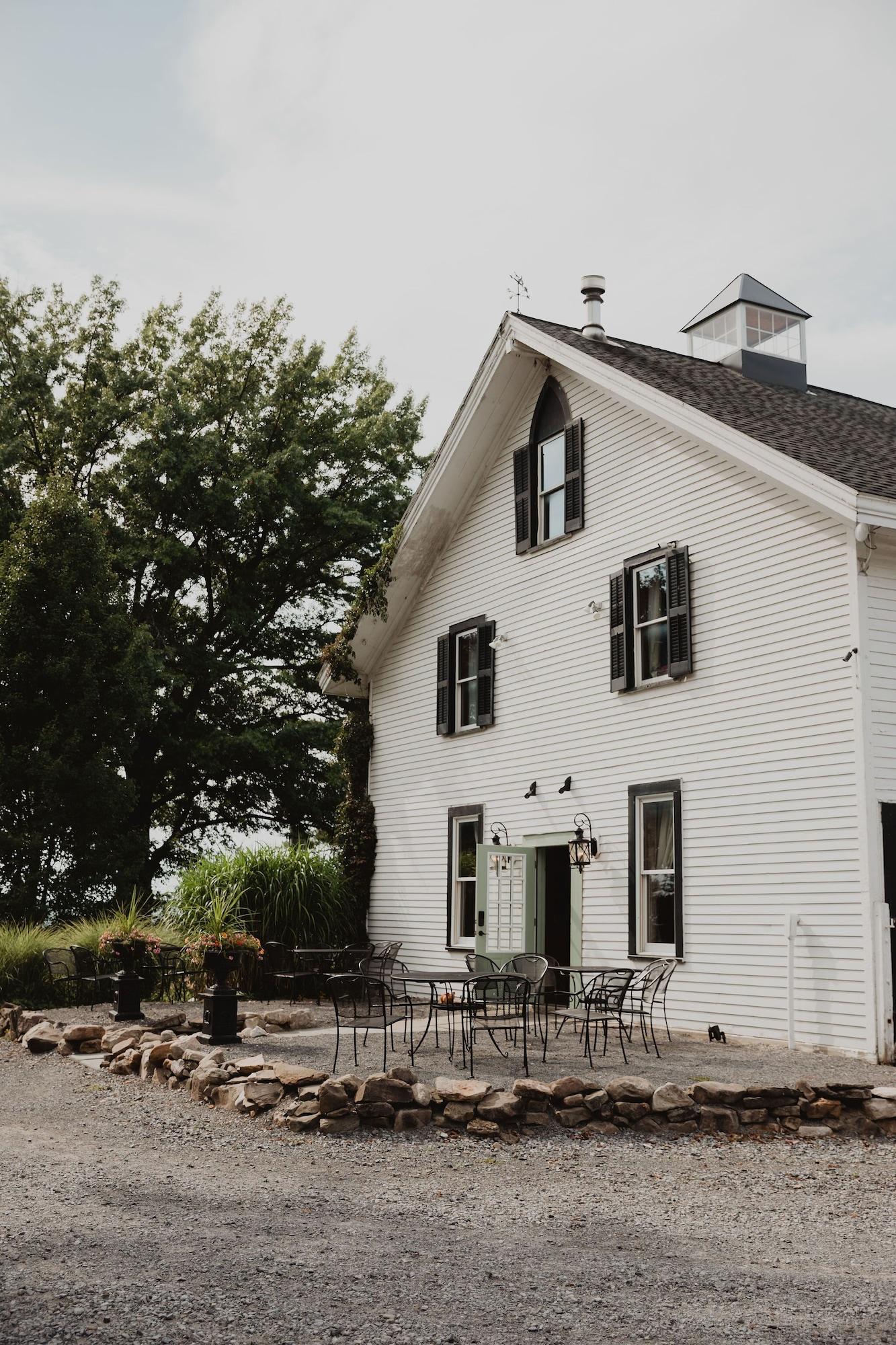 Restaurant John Joseph Inn