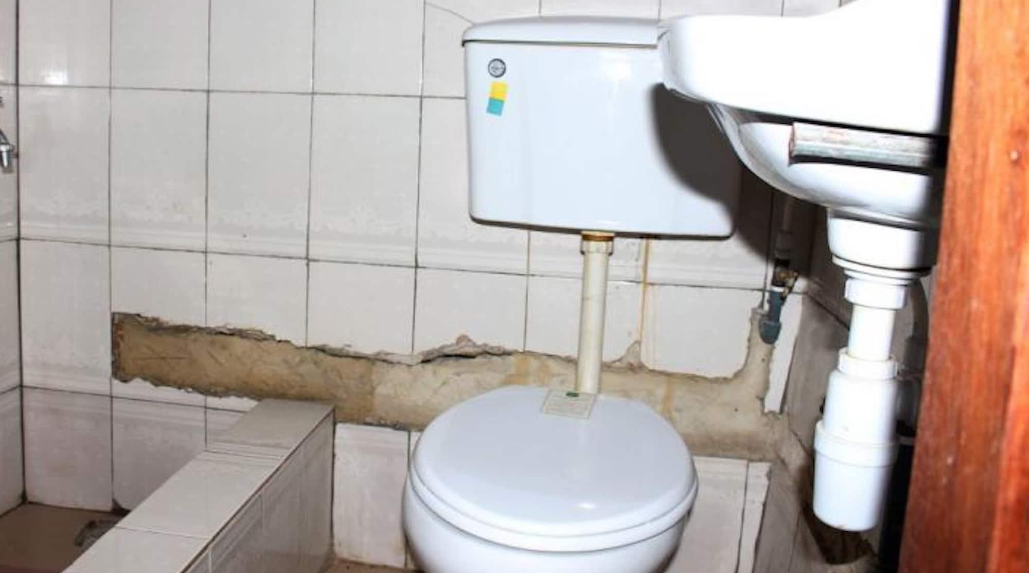 Equipamiento de Habitación Last Born Hotel