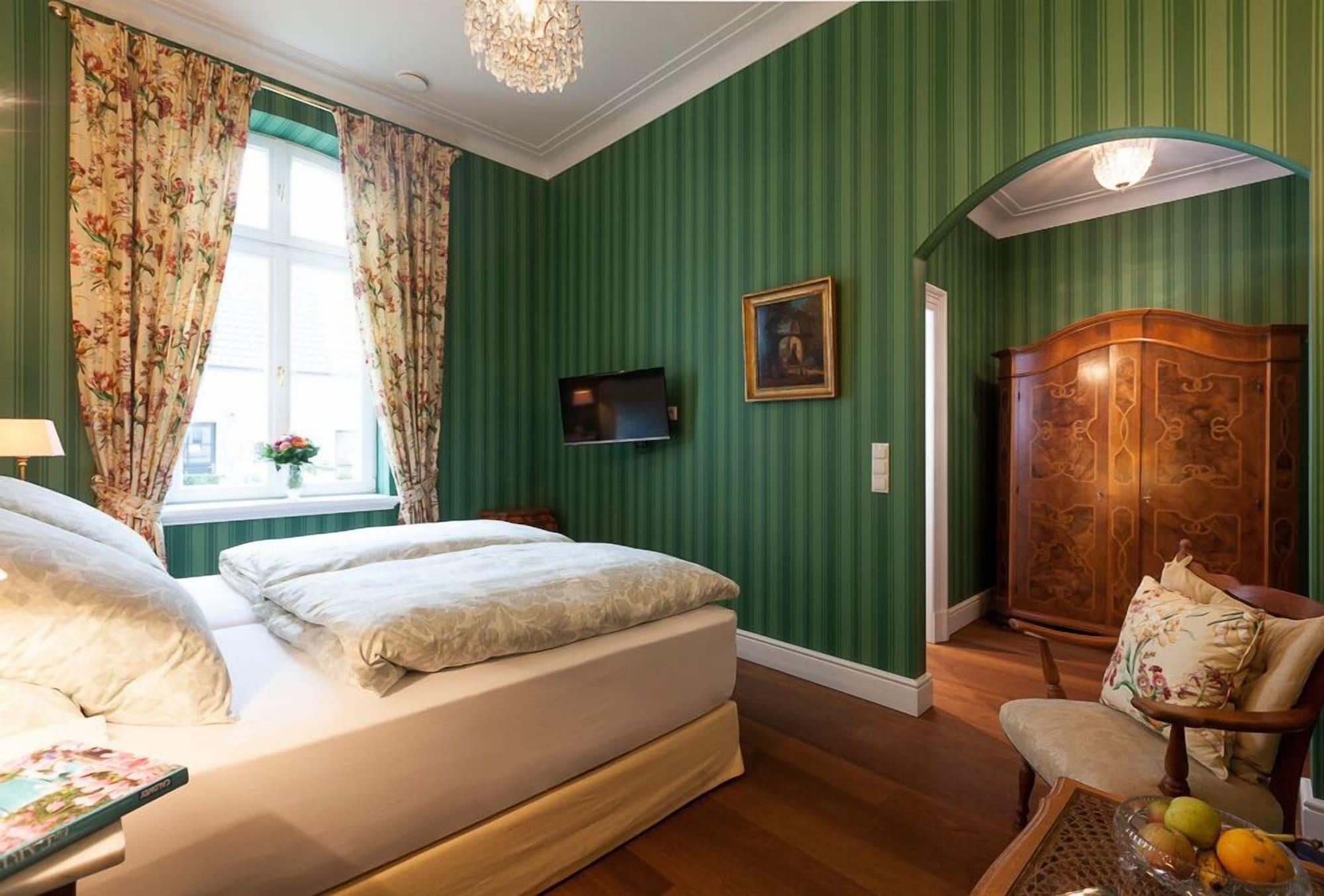 Varios Exklusive Ferienzimmer Gut Heidefeld