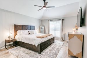 Alquiler Vacacional - Remodeled home in quiet neighborhood--kid friendly