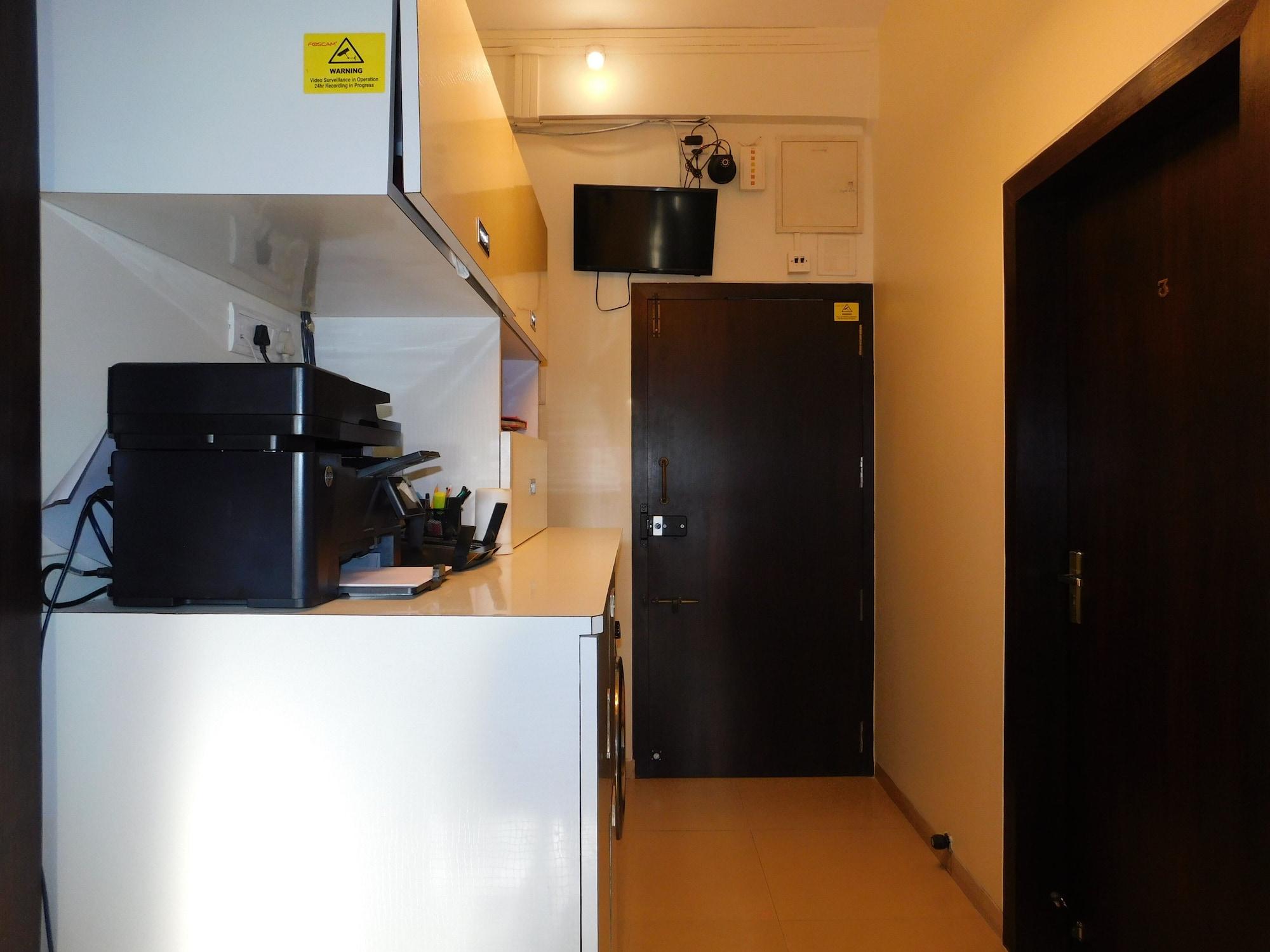 Vista Lobby Apartment In Mumbai City Centre