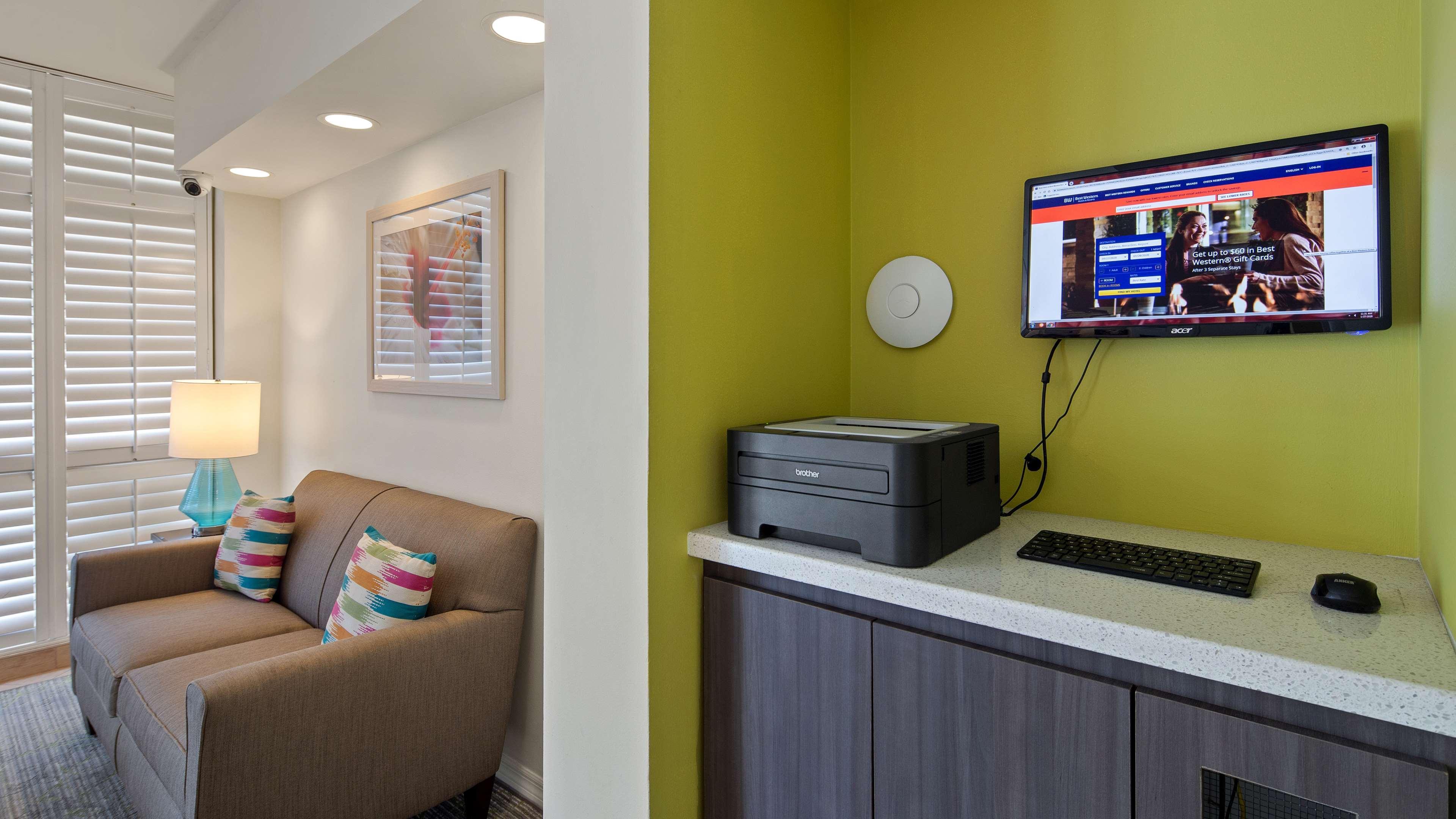 Centro de Negocios Best Western Hibiscus Motel