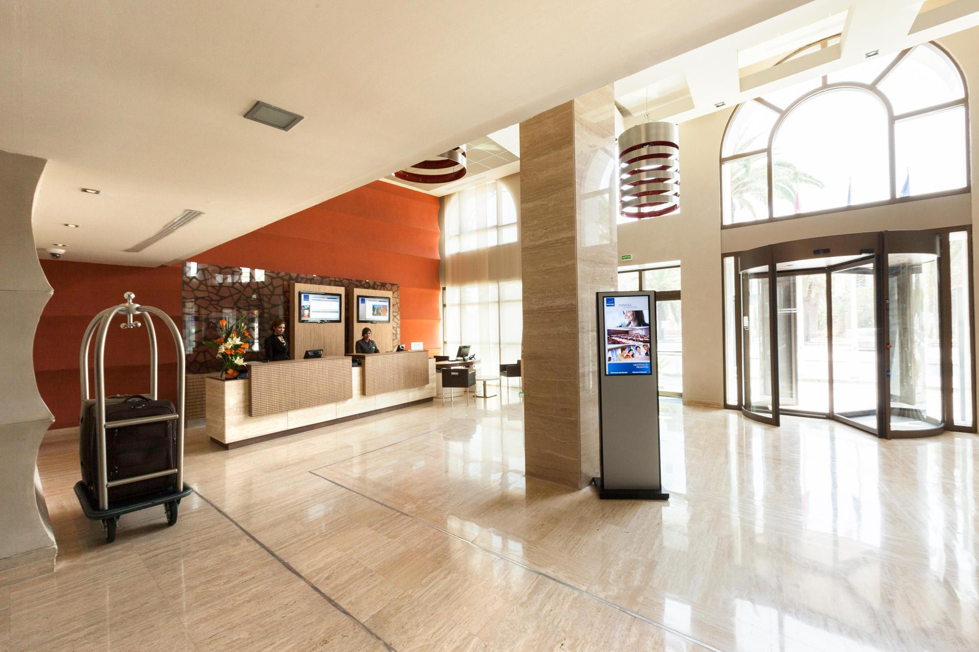Vista Lobby Novotel Tunis