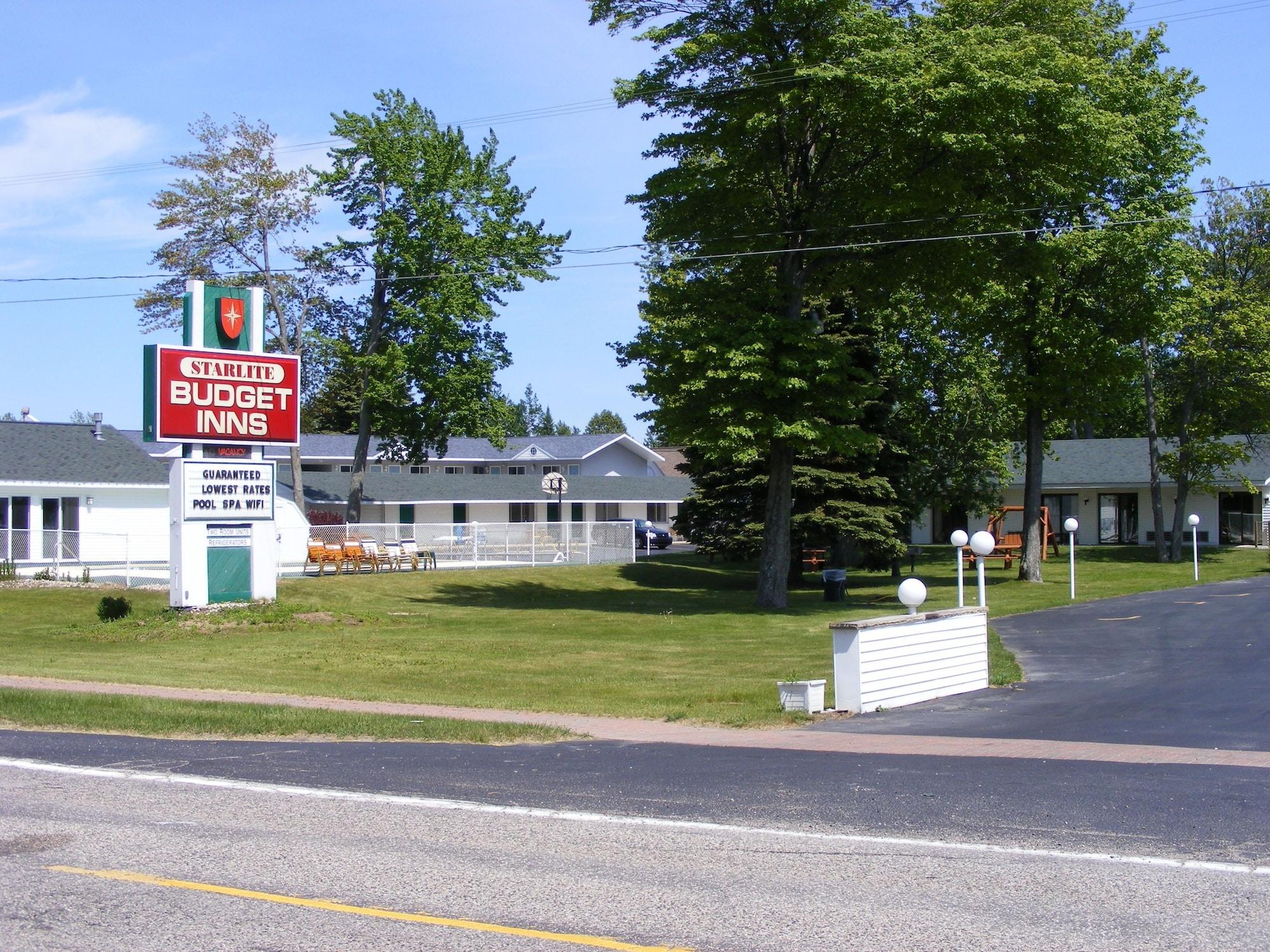 Vista Exterior Starlite Budget Inn