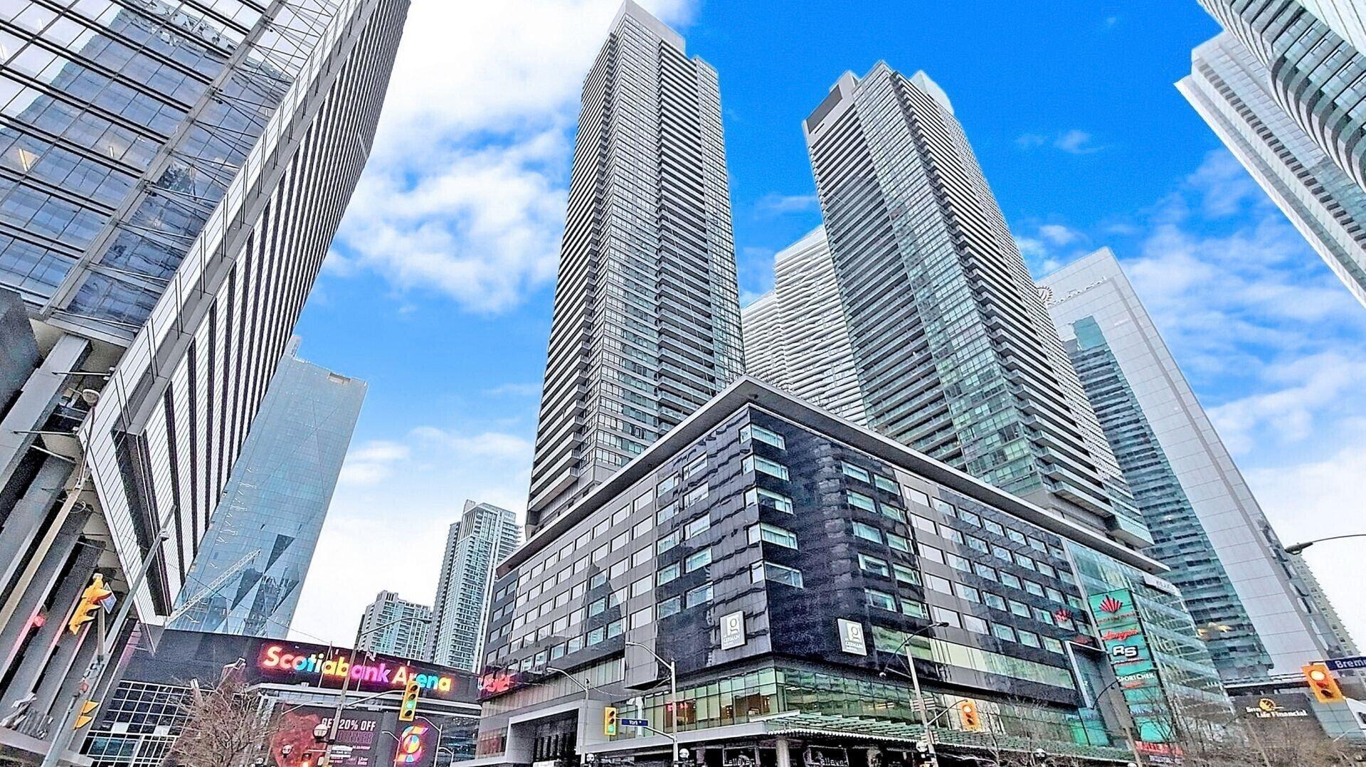 Varios Maple Suites Toronto Downtown