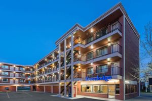 Alojamiento - Travelodge by Wyndham Reno Downtown