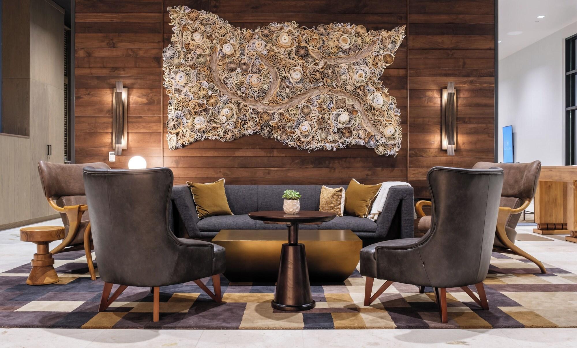 Vista Lobby Hotel Bourré Bonne Louisville, Curio Collection by Hilton