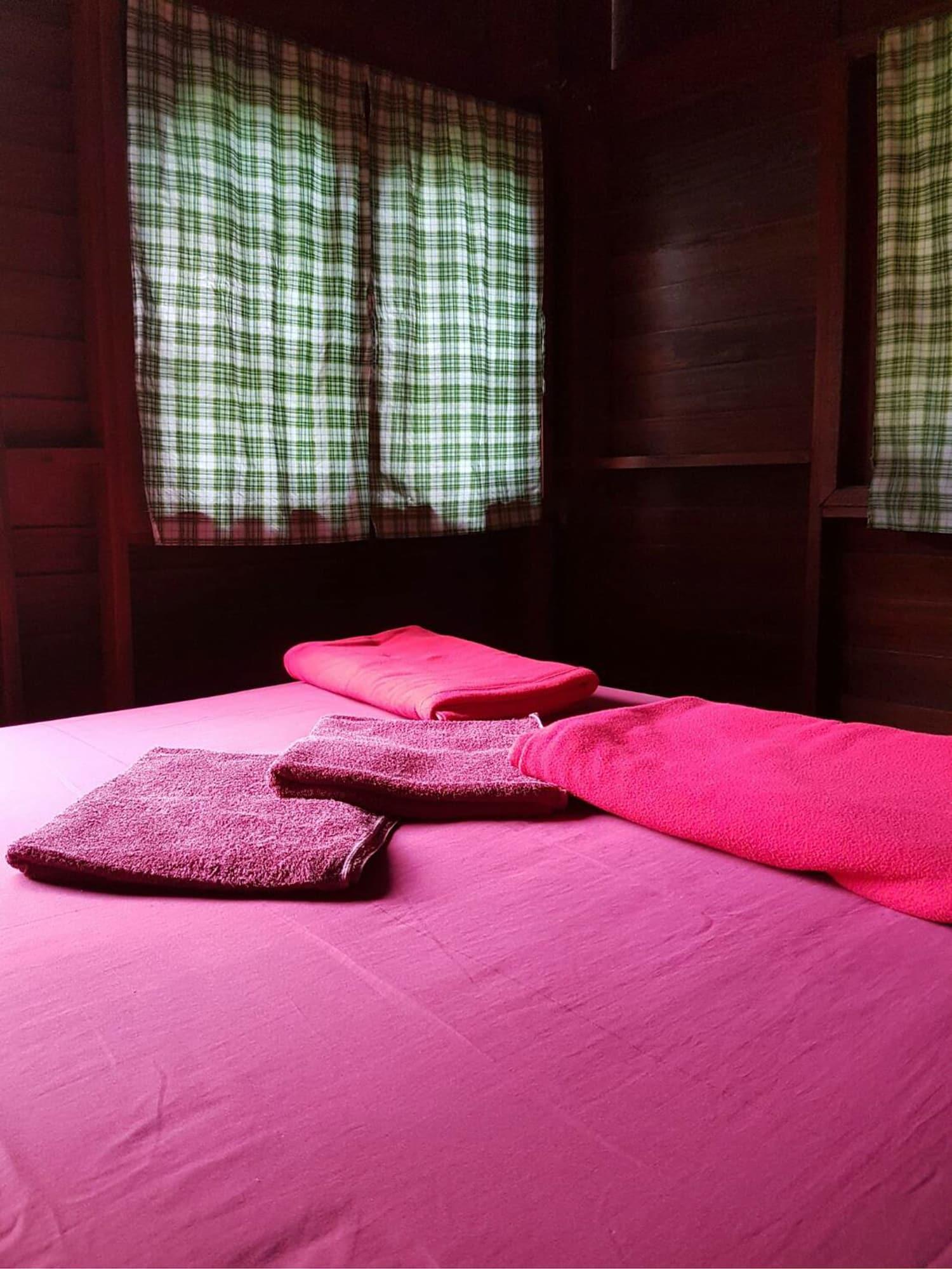 Set de Habitación Phanom Bencha Mountain Resort