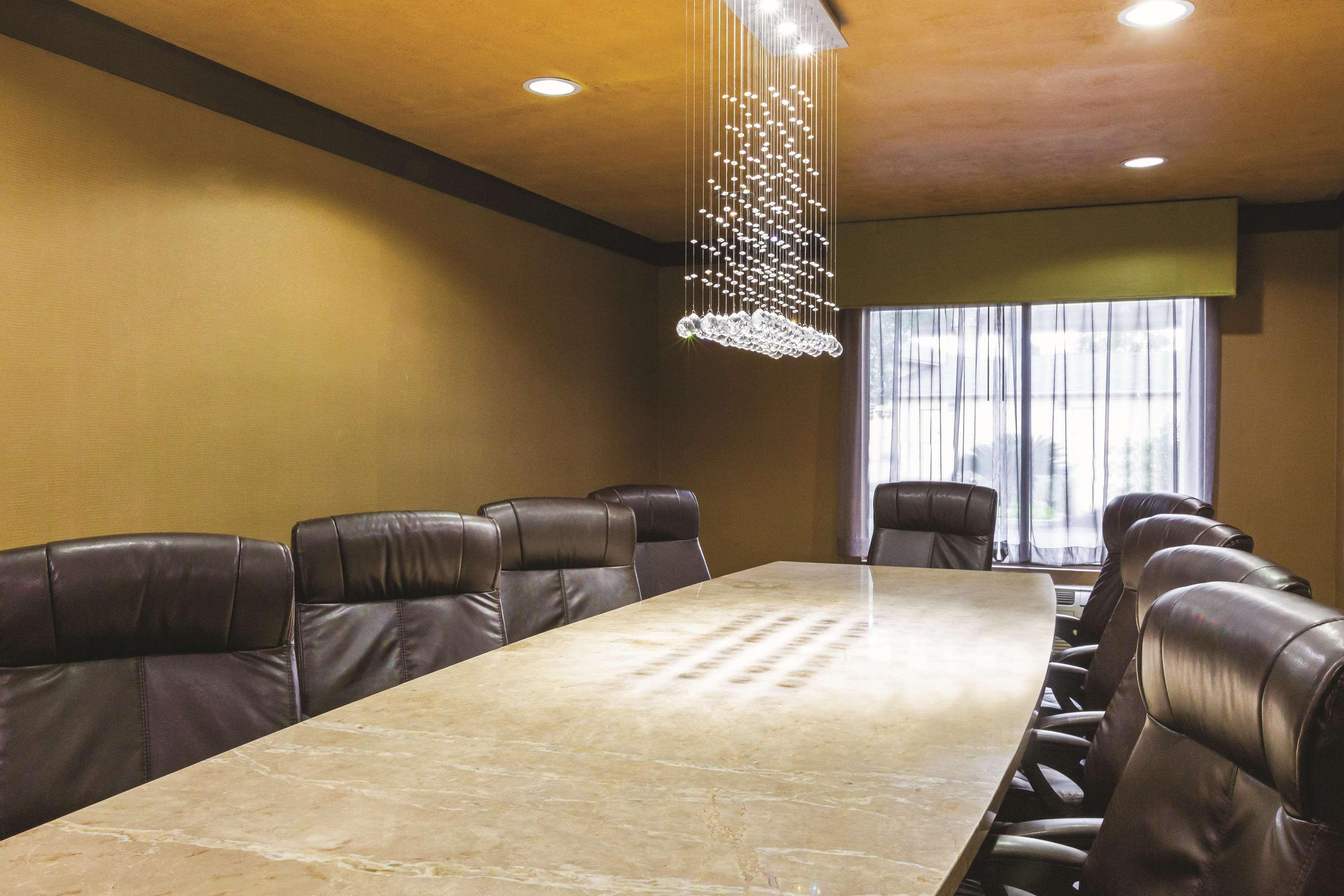 Centro de Negocios La Quinta Inn Austin North