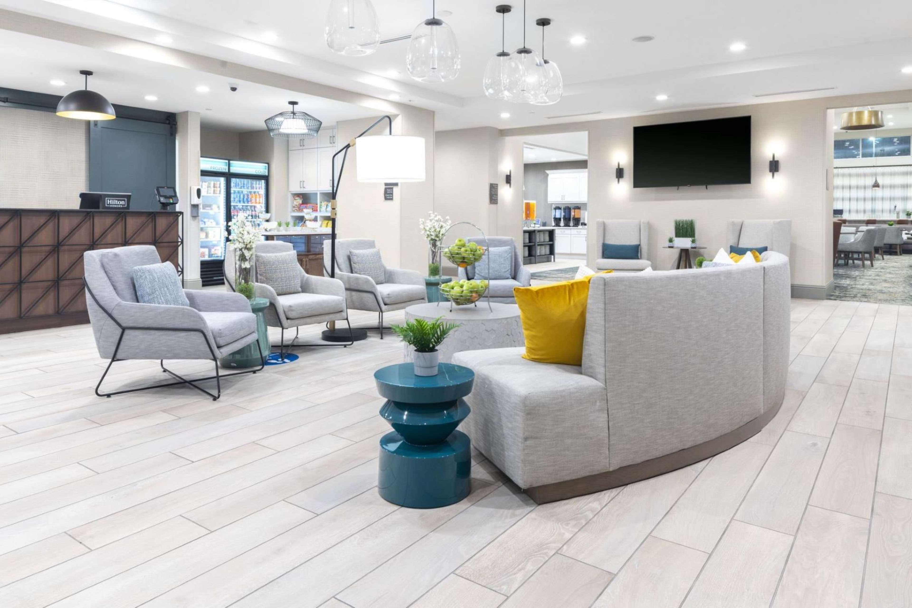 Vista Lobby Homewood Suites by Hilton DFW Airport South