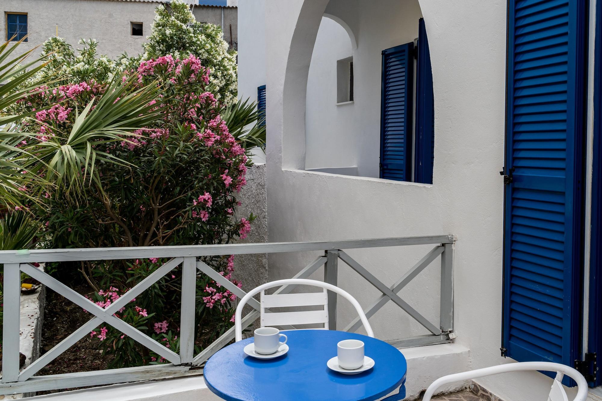 Vista Exterior Ikaros Hotel