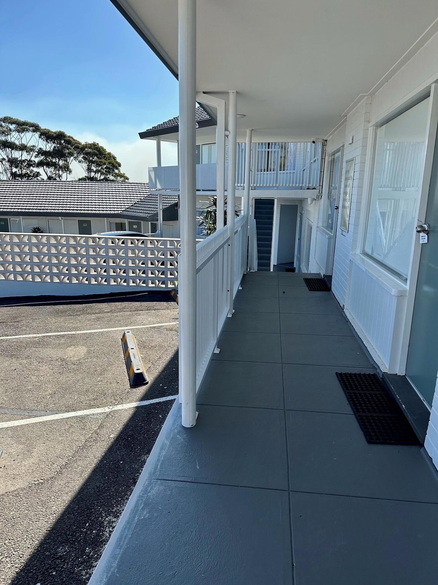 Vista Exterior Surf Beach Motel Newcastle