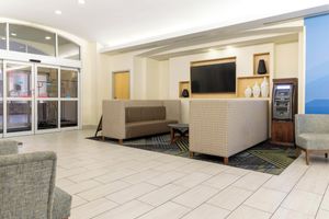 Alojamiento - Holiday Inn Express & Suites Las Vegas SW - Spring Valley by IHG